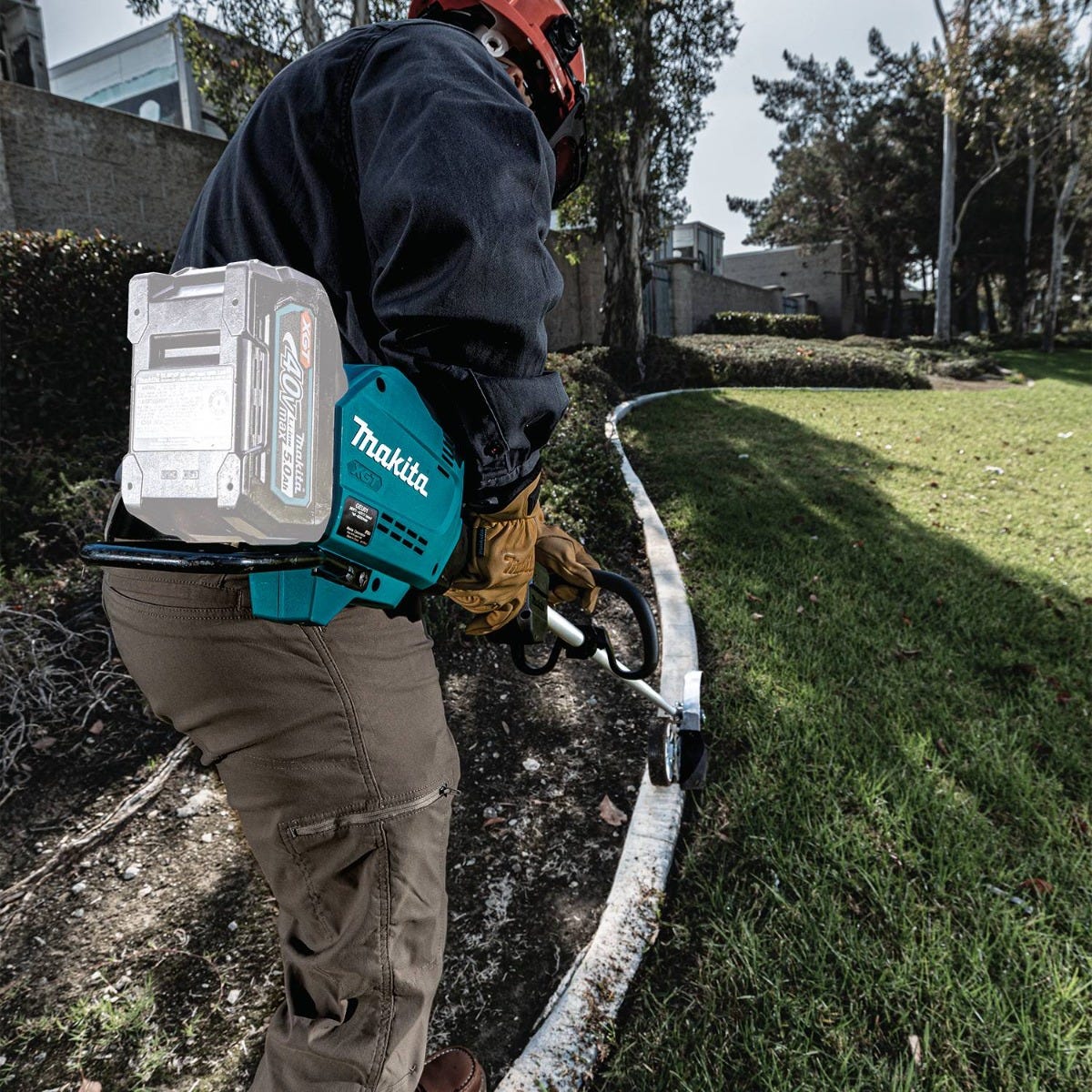 Makita GEU01Z 40V max XGT Brushless Cordless Edger, Tool Only