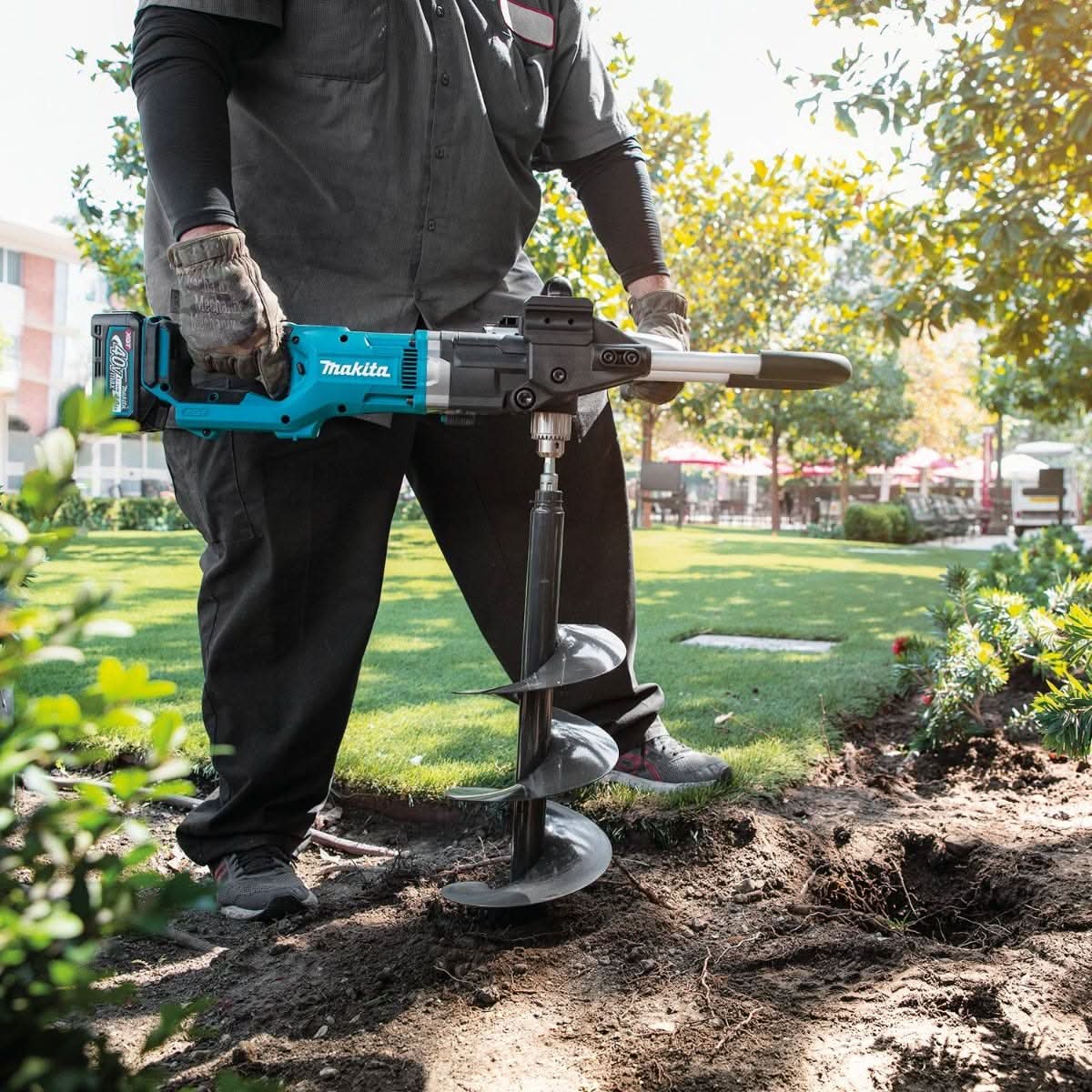 Makita GGD01M1 40V max XGT Brushless Cordless Earth Auger Kit (4.0Ah)