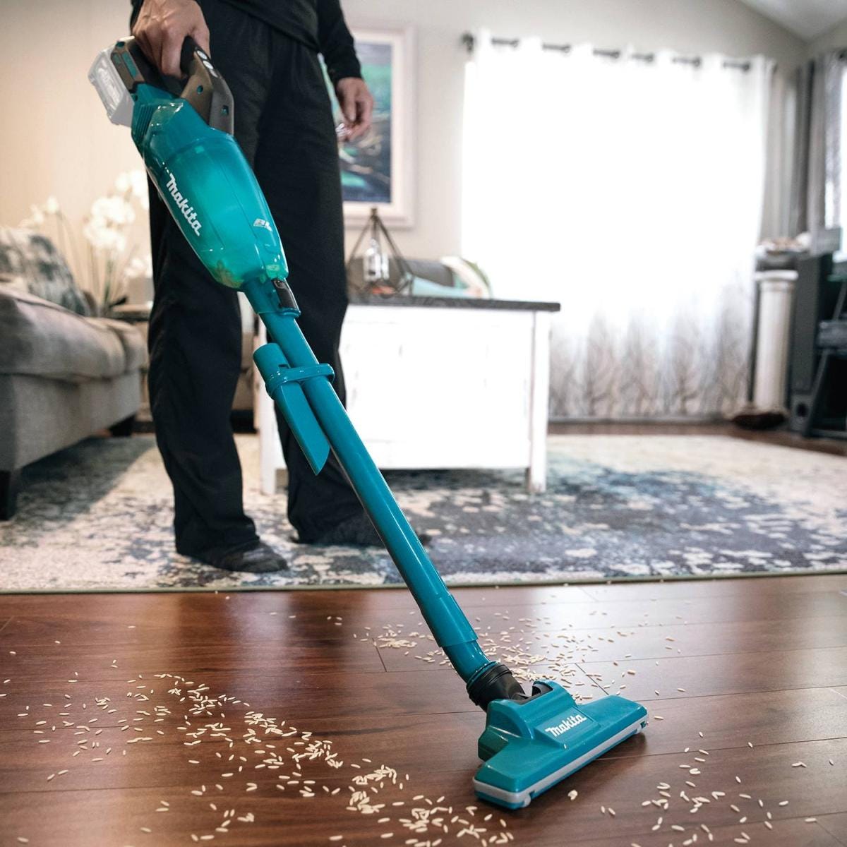Makita GLC01Z 40V max XGT Brushless Cordless 4-Speed HEPA Filter Compact Stick Vacuum, Tool Only