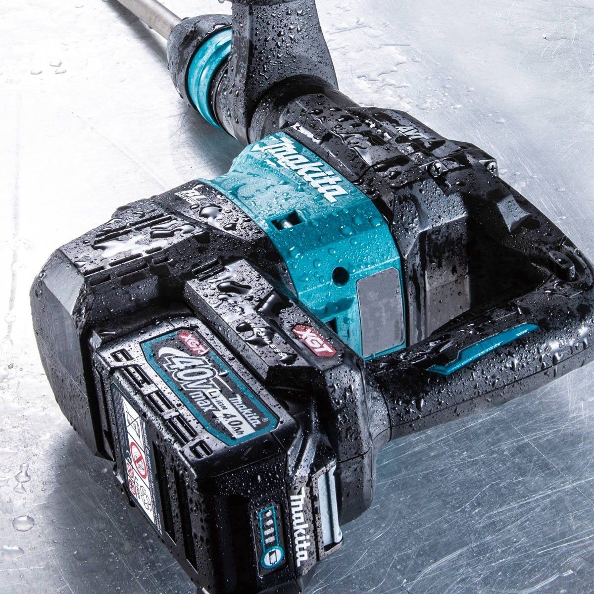 Makita GMH01M1 40V max XGT Brushless Cordless 15 lb. SDS-MAX AVT Demolition Hammer Kit, AWS Capable (4.0Ah)