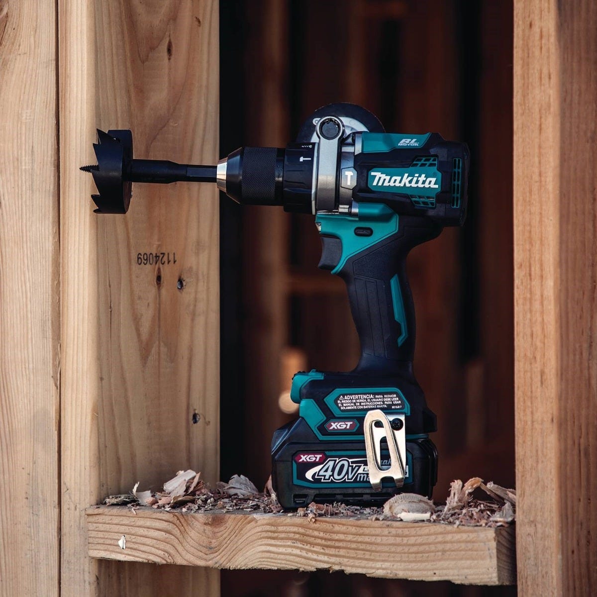 Makita GPH01D 40V max XGT Brushless Cordless 1/2" Hammer Driver-Drill Kit (2.5Ah)