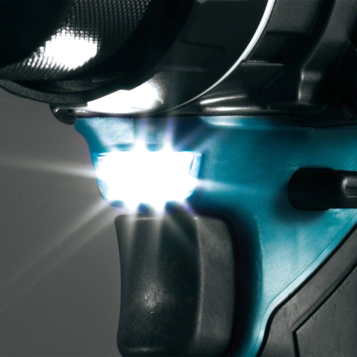 Makita GPH01D 40V max XGT Brushless Cordless 1/2" Hammer Driver-Drill Kit (2.5Ah)