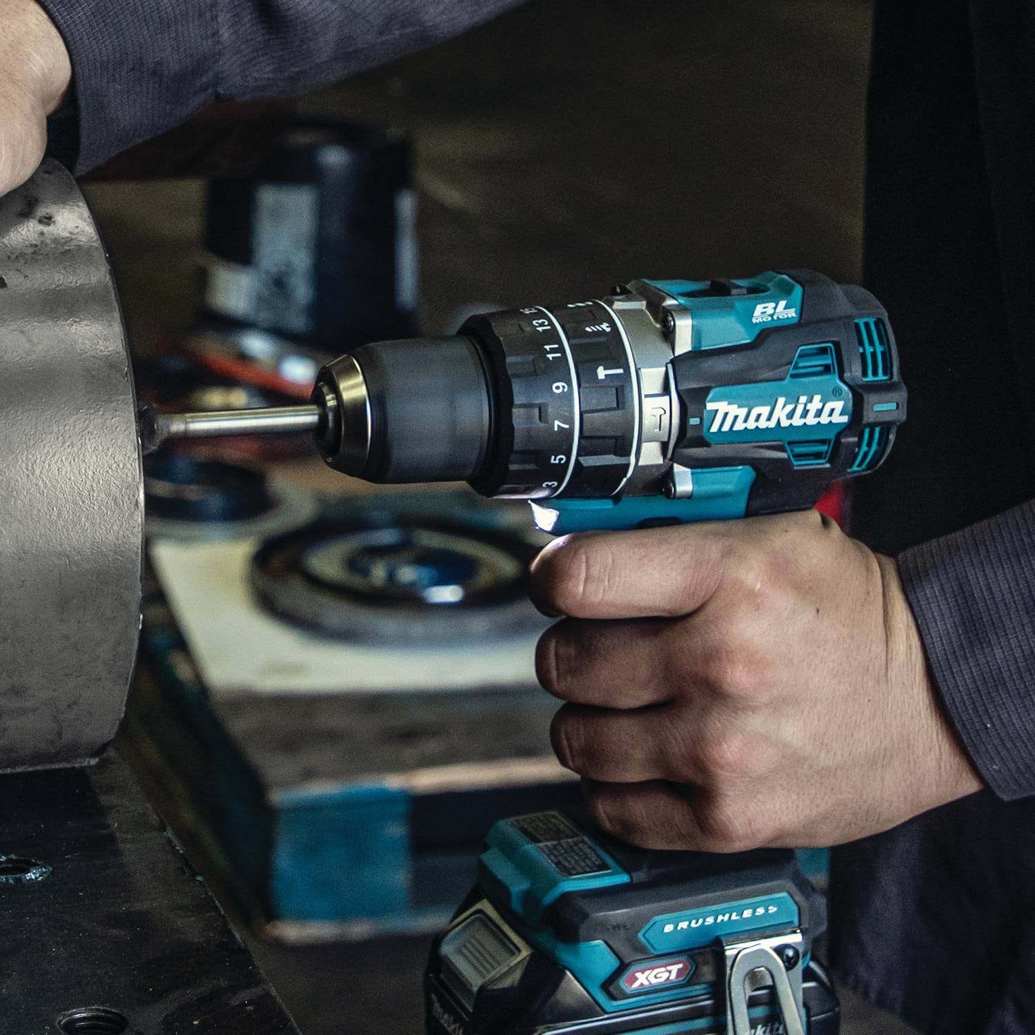 Makita GPH02D 40V max XGT Compact Brushless Cordless 1/2" Hammer Driver-Drill Kit (2.5Ah)
