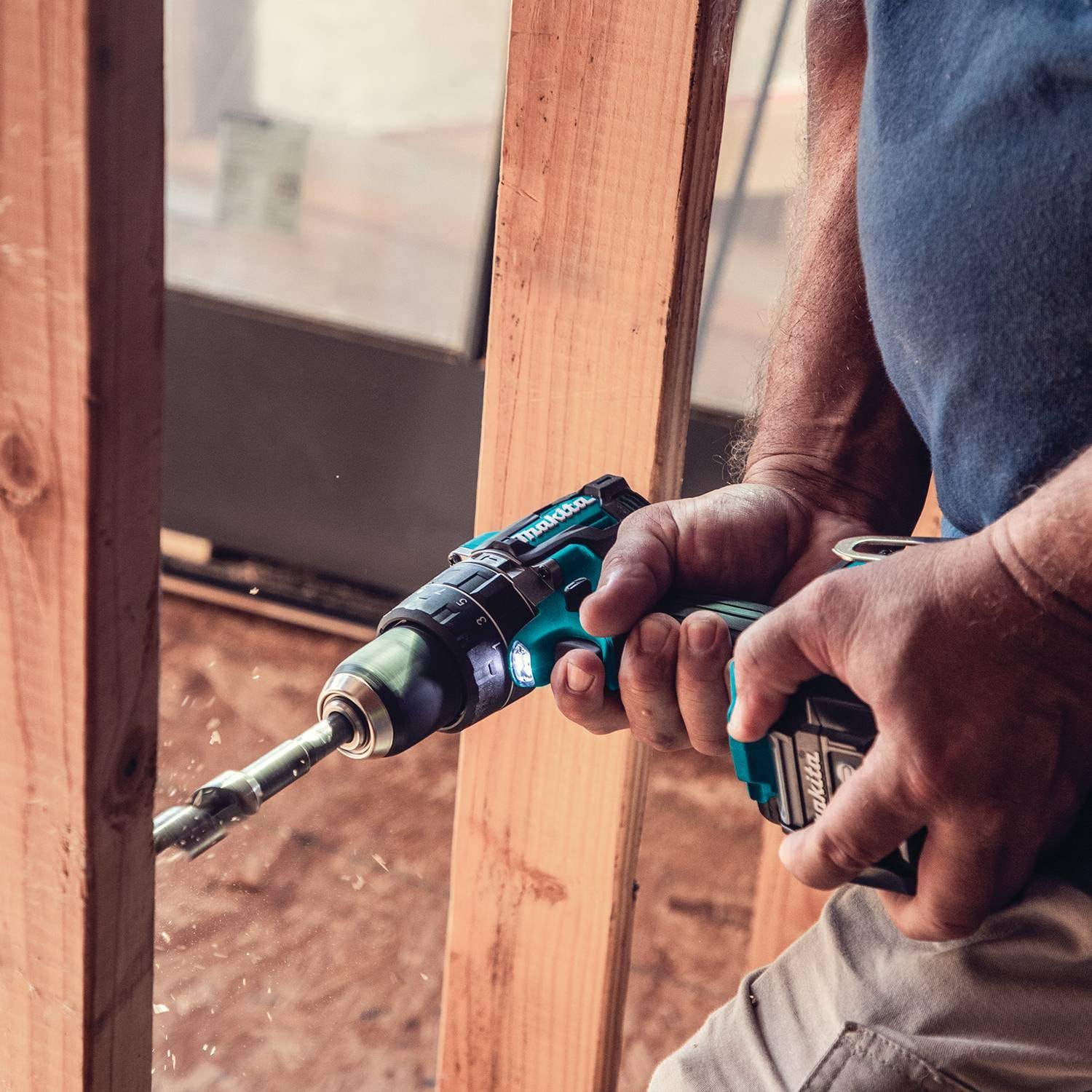 Makita GPH02D 40V max XGT Compact Brushless Cordless 1/2" Hammer Driver-Drill Kit (2.5Ah)
