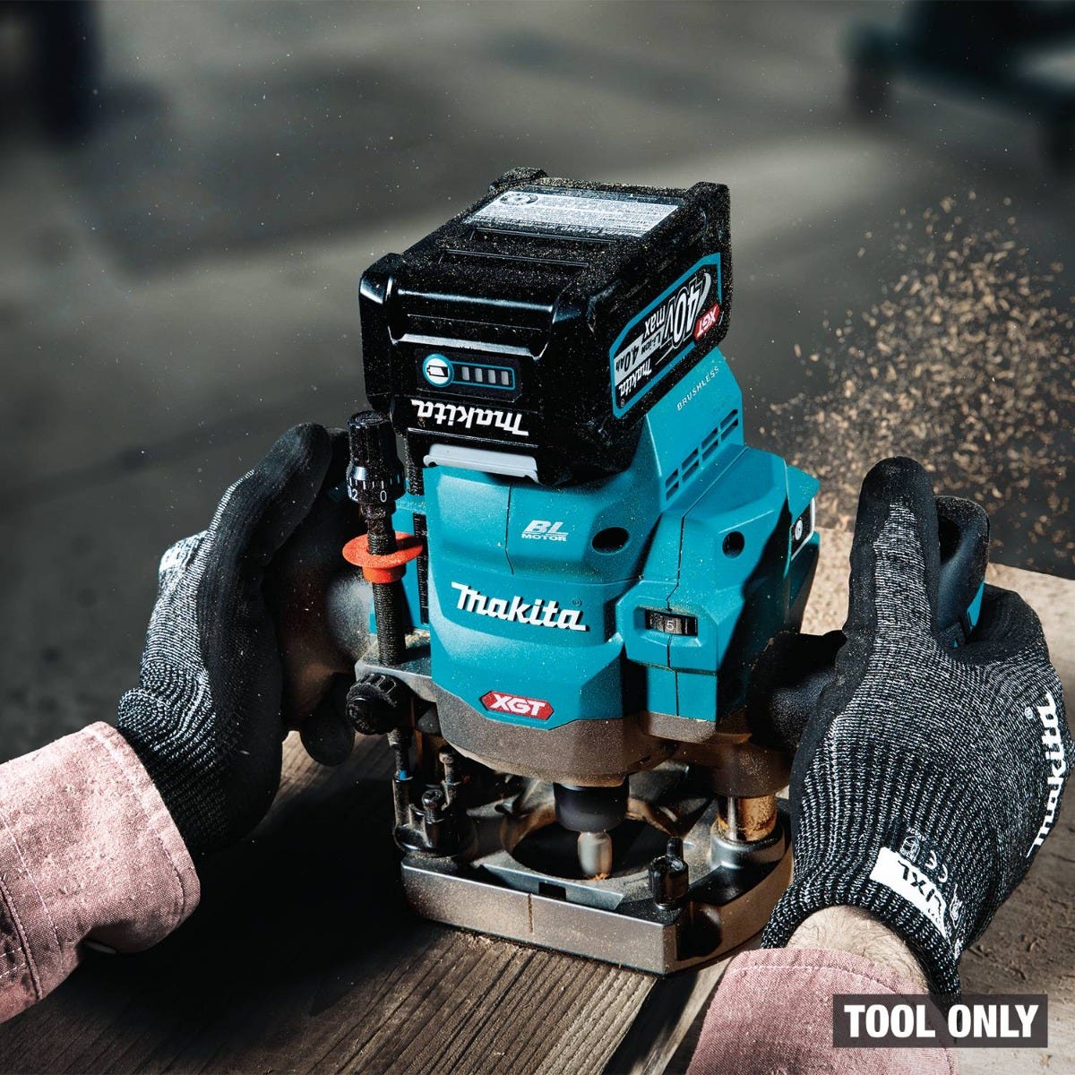 Makita GPR01Z 40V max XGT Brushless Cordless 2-1/4 Maximum HP Plunge Router, Tool Only