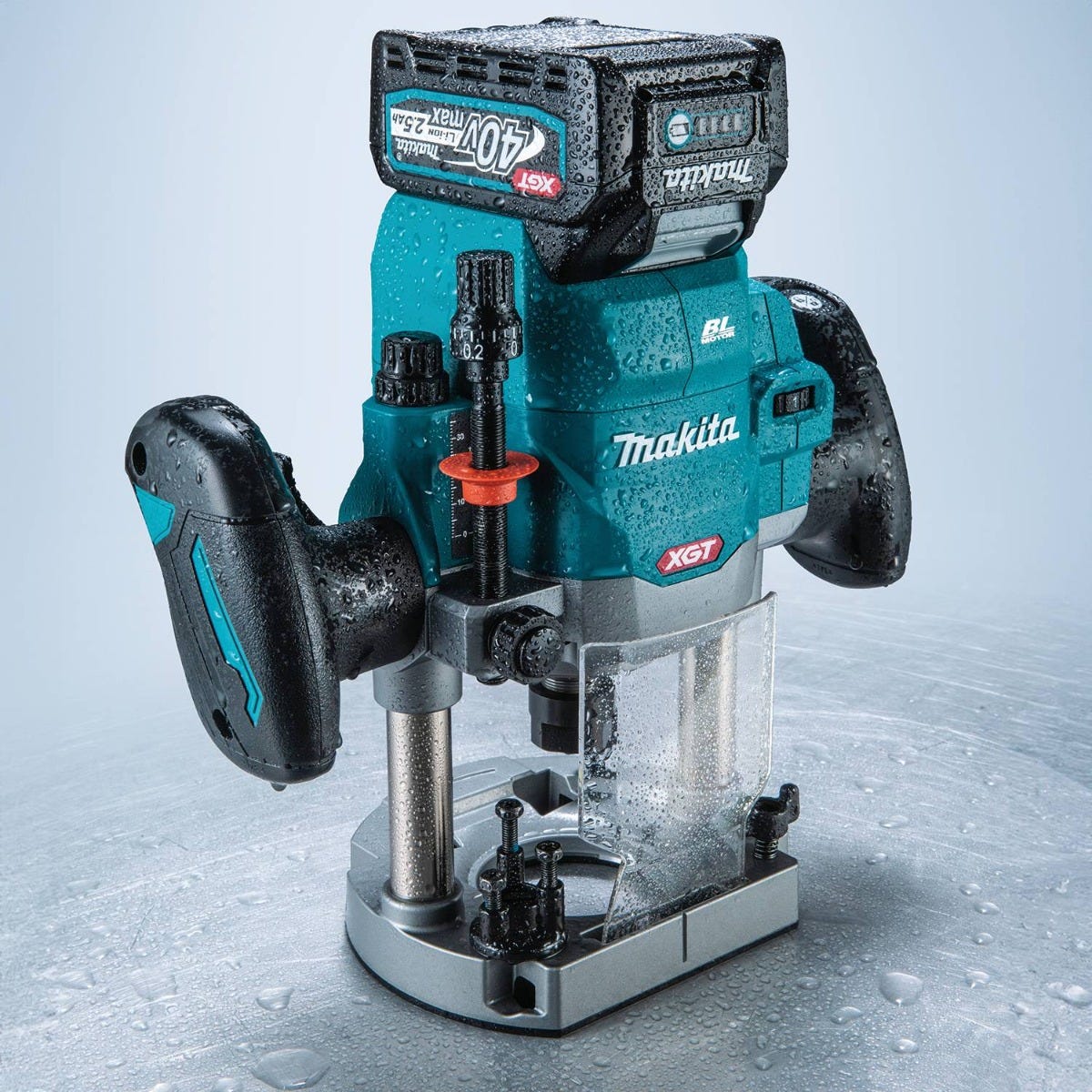 Makita GPR01Z 40V max XGT Brushless Cordless 2-1/4 Maximum HP Plunge Router, Tool Only