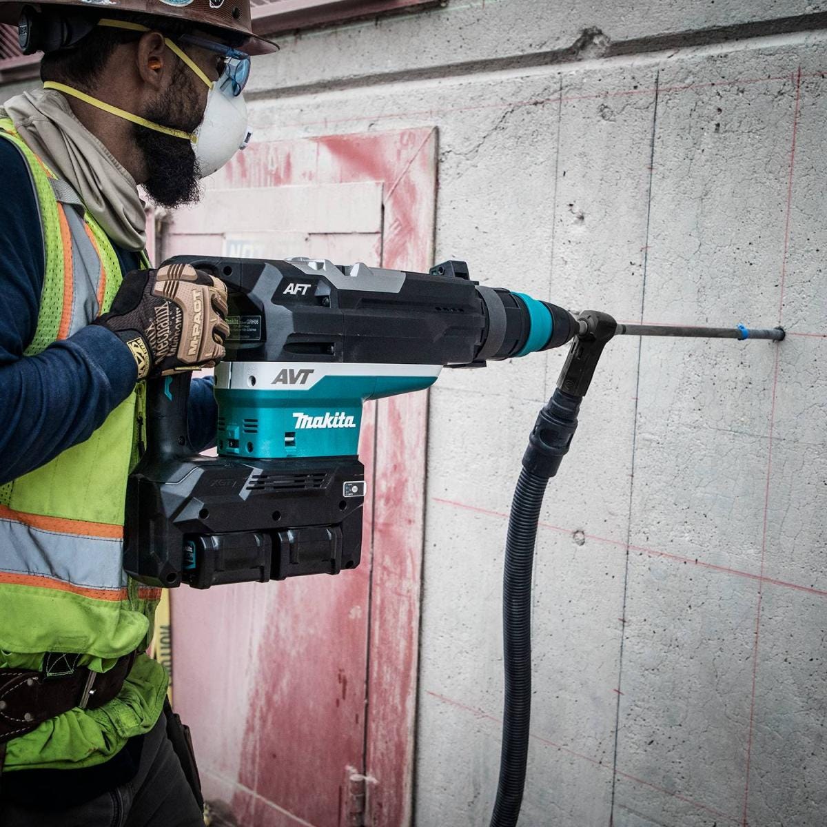 Makita GRH06PM 80V max (40V max X2) XGT Brushless 2" SDS-MAX AVT Rotary Hammer Kit, AFT, AWS Capable (4.0Ah)