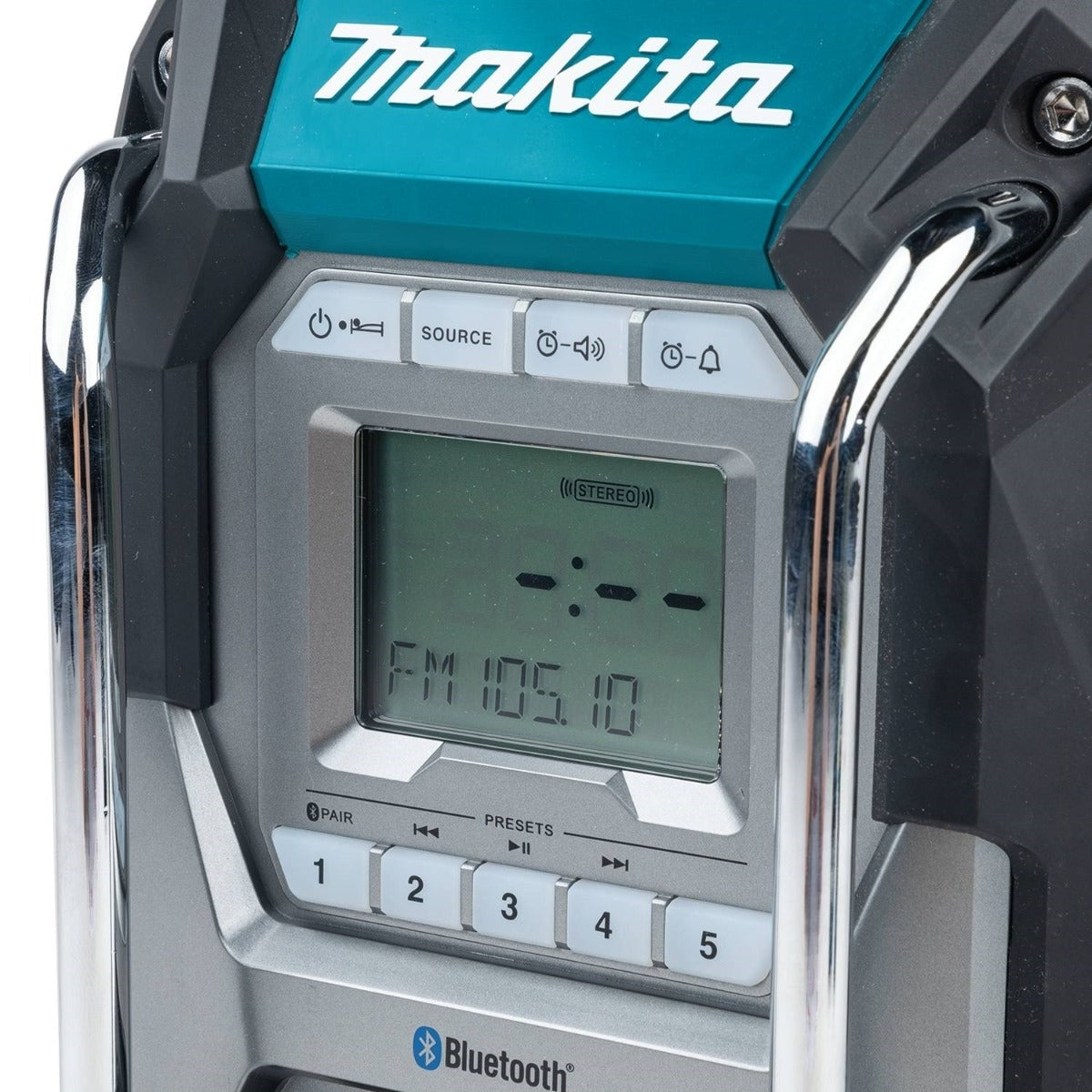 *** MUST COMPLETE ONLINE FORM AT MAKITATOOLS.COM/EREBATES TO RECEIVE FREE ITEM*** Ships separately from Makita.