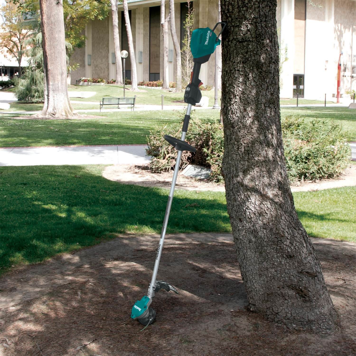 Makita GRU01Z 40V max XGT Brushless Cordless 15" String Trimmer, Tool Only
