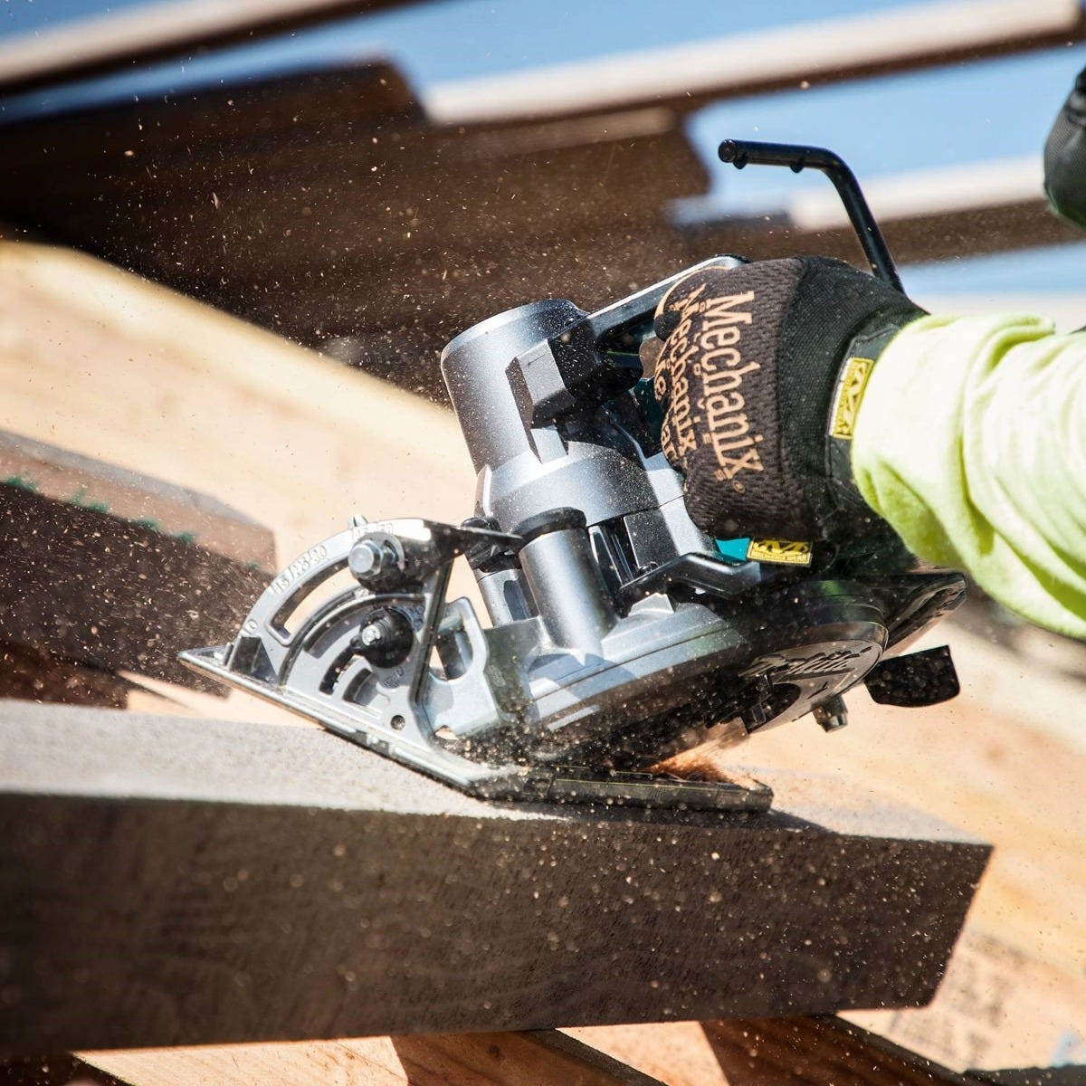Makita GSR01M1 40V max XGT Brushless Cordless Rear Handle 7-1/4" Circular Saw Kit (4.0Ah)
