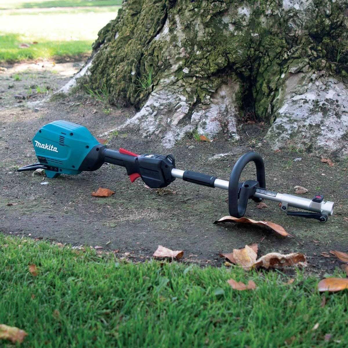 Makita GUX01Z 40V max XGT Brushless Cordless Couple Shaft Power Head, Tool Only
