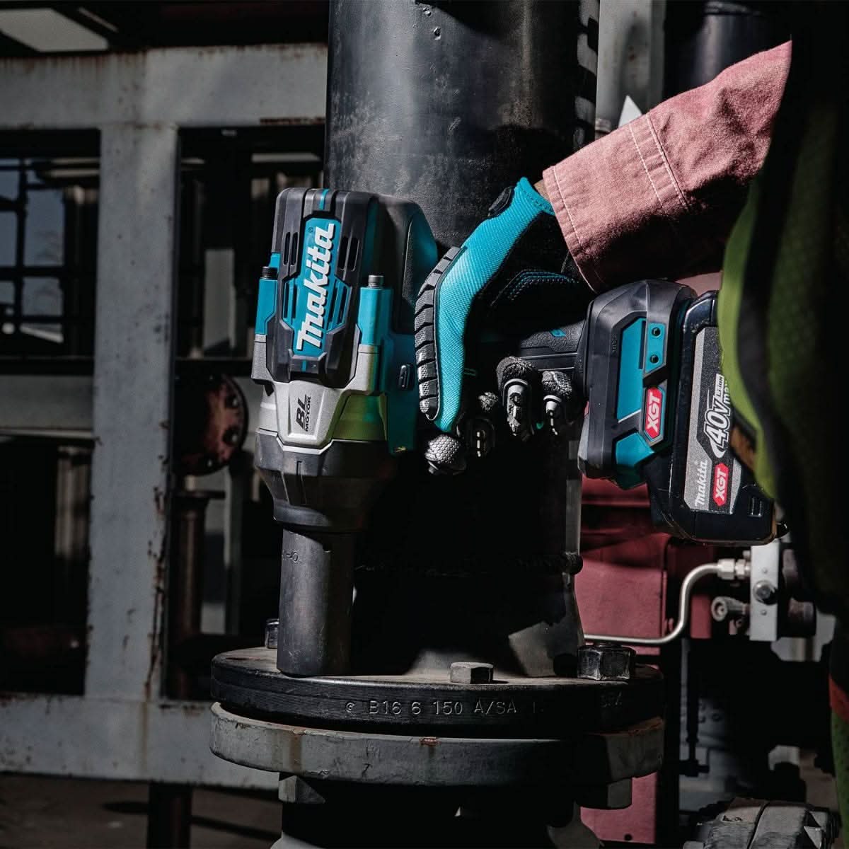 Makita GWT03D 40V max XGT Brushless Cordless 4-Speed High-Torque 1/2" Sq. Drive Impact Wrench Kit w/ Detent Anvil (2.5Ah)