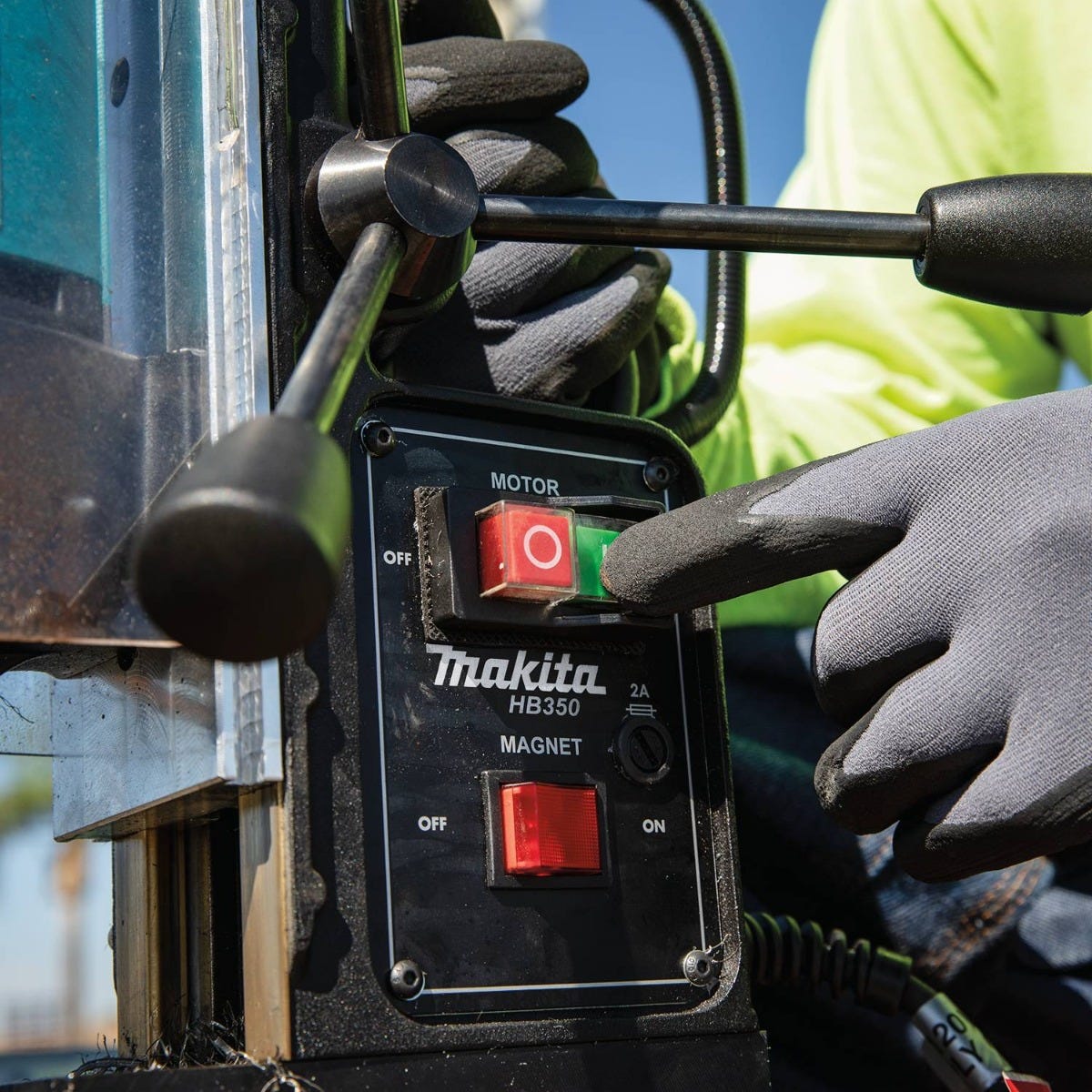 Makita HB350 1-3/8-in Magnetic Drill