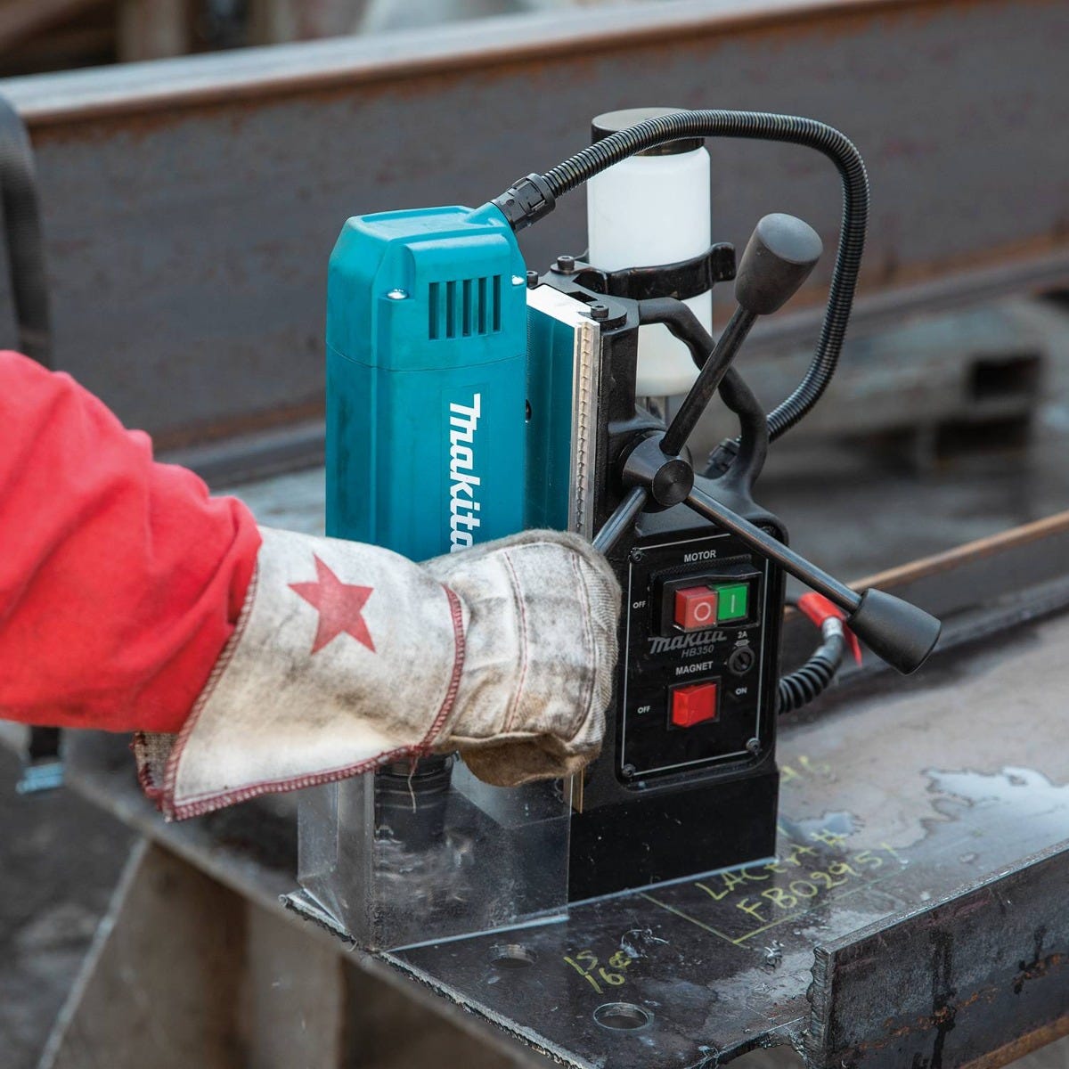 Makita HB350 1-3/8-in Magnetic Drill
