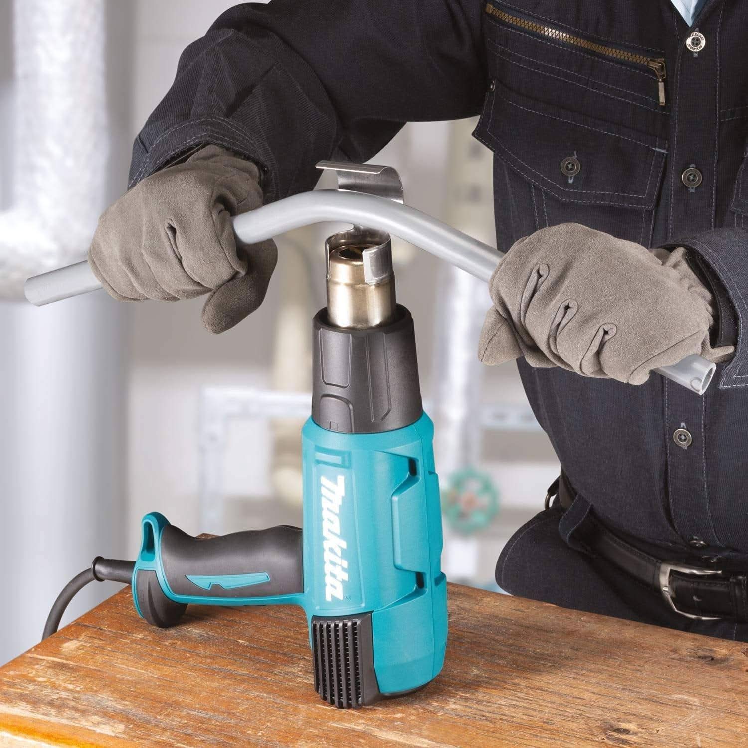 Makita HG6530VK Variable Temperature Heat Gun Kit with LCD Digital