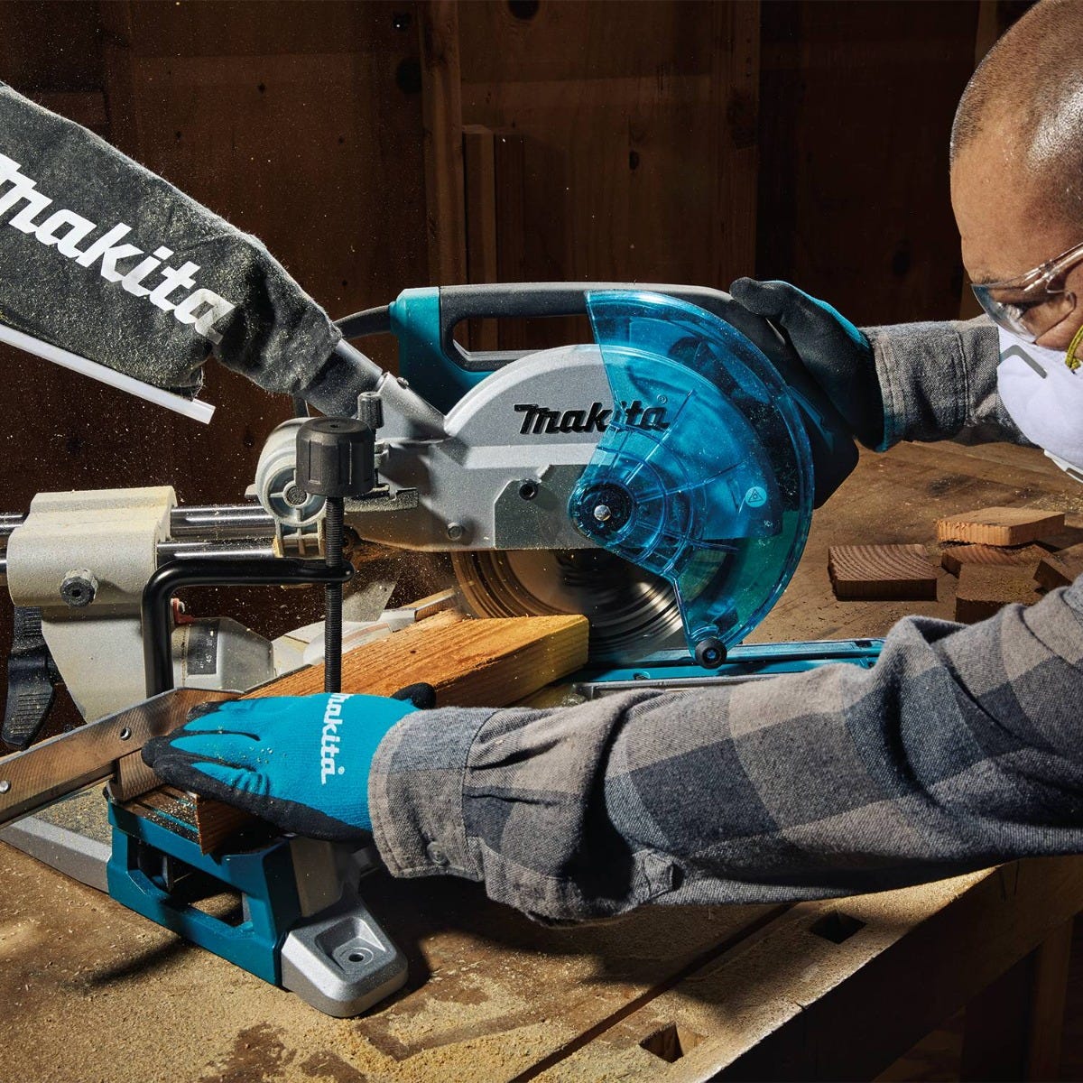 Makita LS0816F 8-1/2" Slide Compound Miter Saw