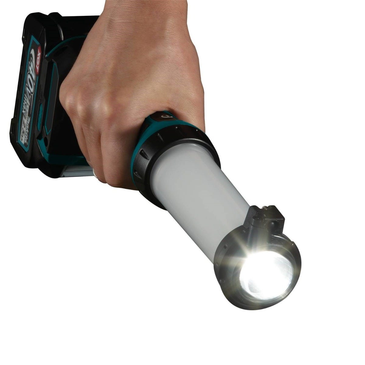 Makita ML002G 40V max XGT Cordless LED Lantern/Flashlight, Flashlight Only