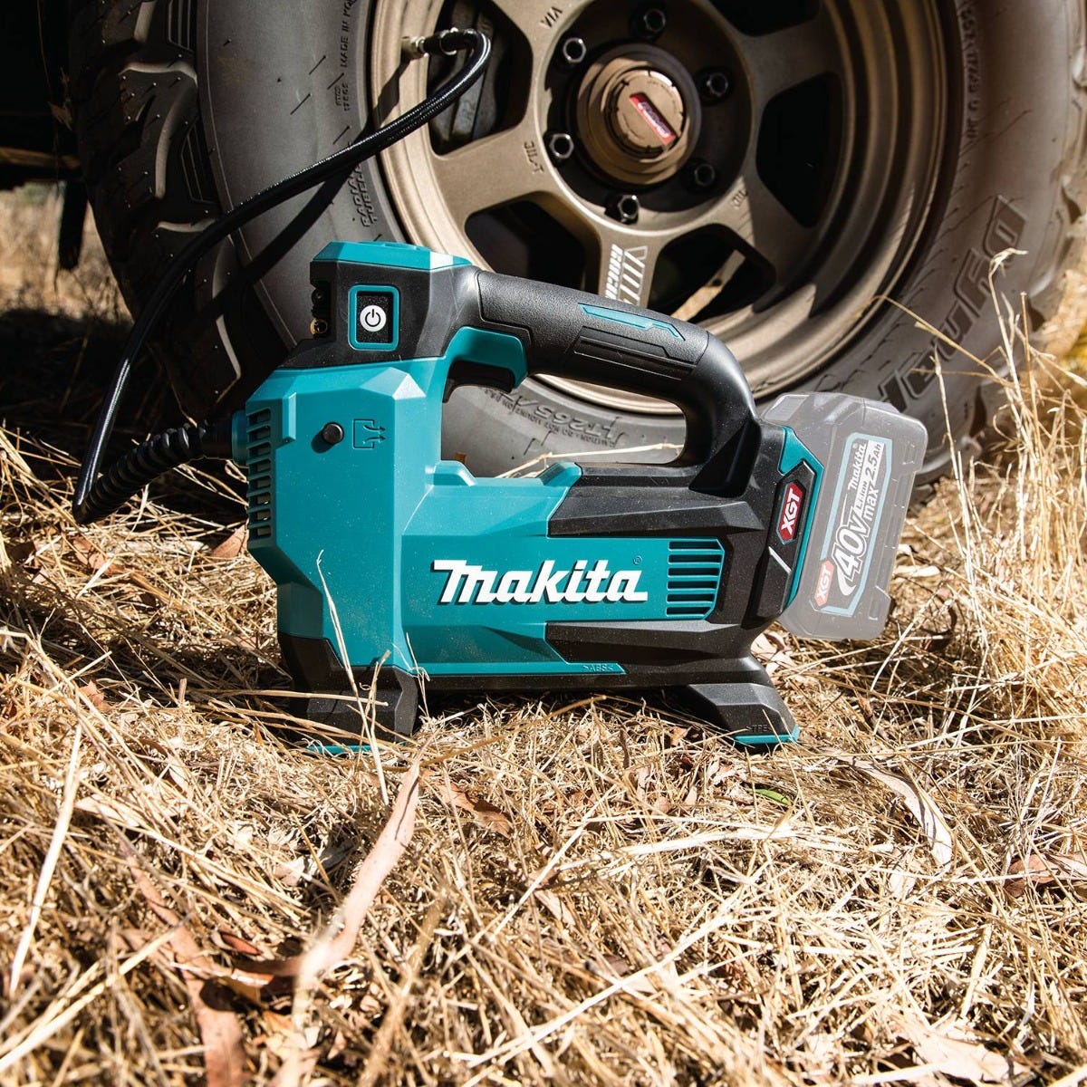 Makita MP001GZ01 40V max XGT Cordless High-Pressure Inflator, Tool Only