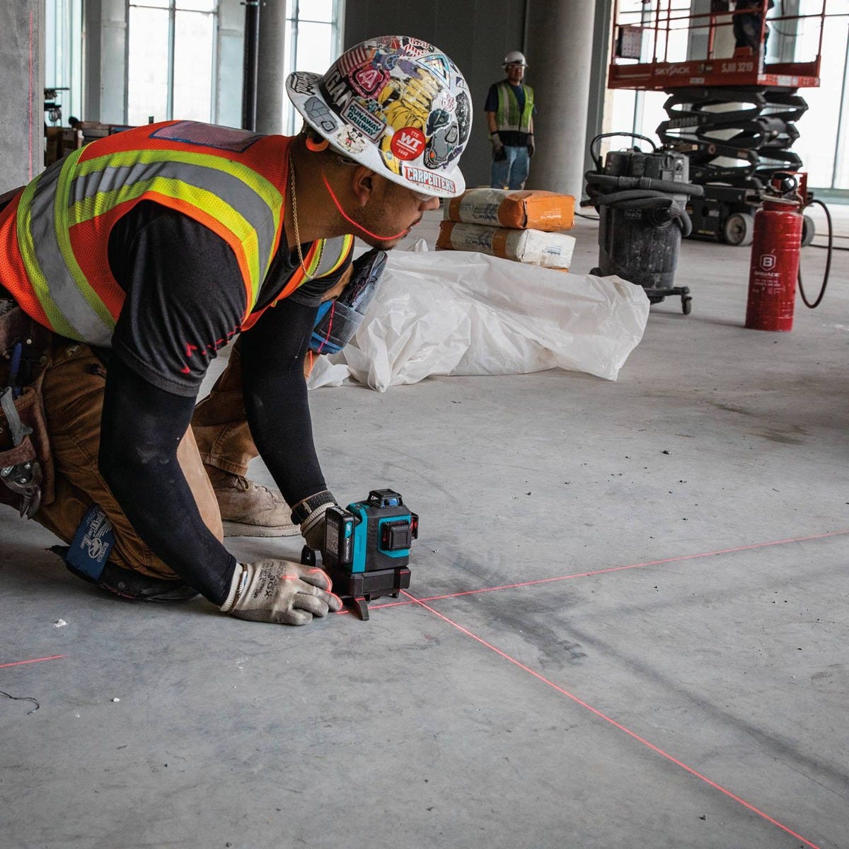 Makita SK700DNAJ 12V max CXT Lithium-Ion Cordless Self-Leveling 360Â° 3-Plane Red Laser Kit (2.0Ah)