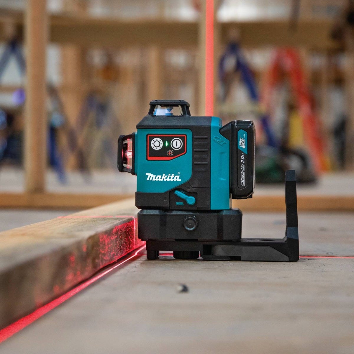 Makita SK700DNAJ 12V max CXT Lithium-Ion Cordless Self-Leveling 360Â° 3-Plane Red Laser Kit (2.0Ah)