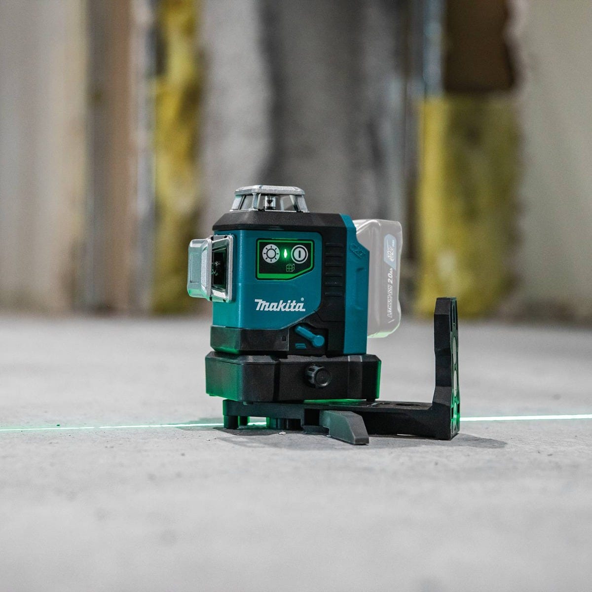 Makita SK700GD 12V max CXT Lithium-Ion Cordless Self-Leveling 360Â° 3-Plane Green Laser, Tool Only