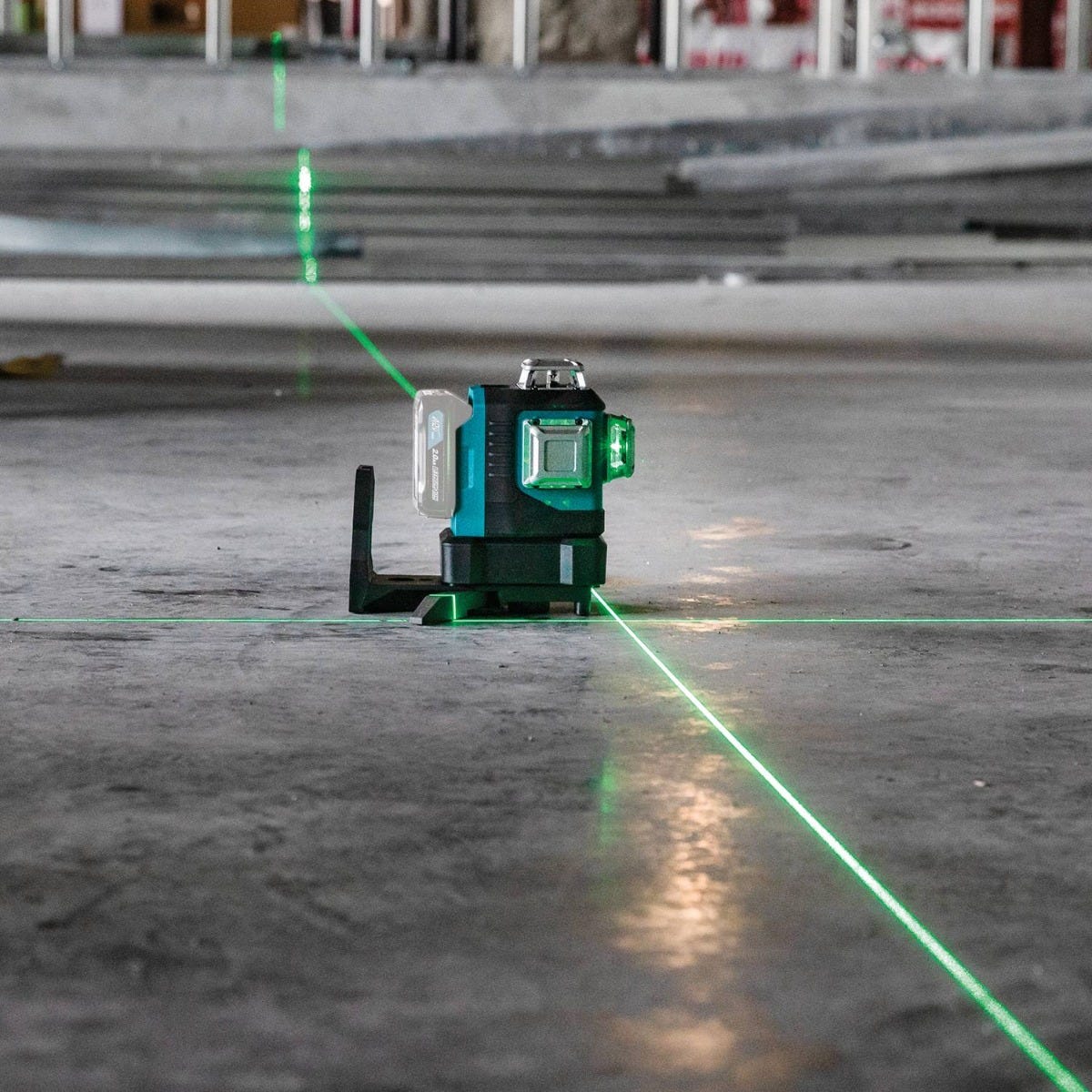 Makita SK700GD 12V max CXT Lithium-Ion Cordless Self-Leveling 360Â° 3-Plane Green Laser, Tool Only
