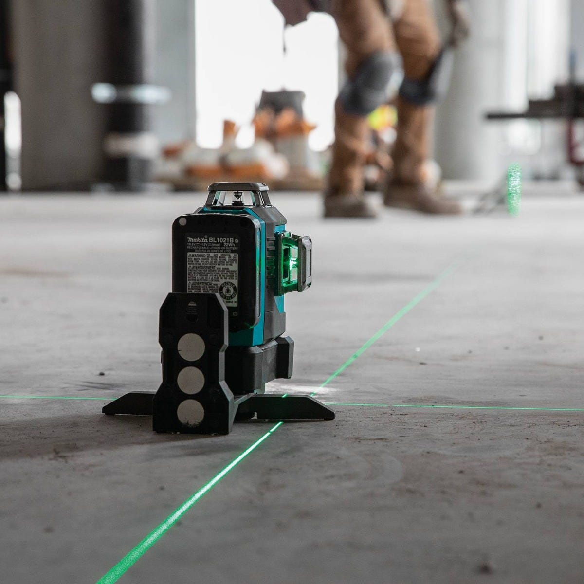 Makita SK700GDNAJ 12V max CXT Lithium-Ion Cordless Self-Leveling 360Â° 3-Plane Green Laser Kit (2.0Ah)