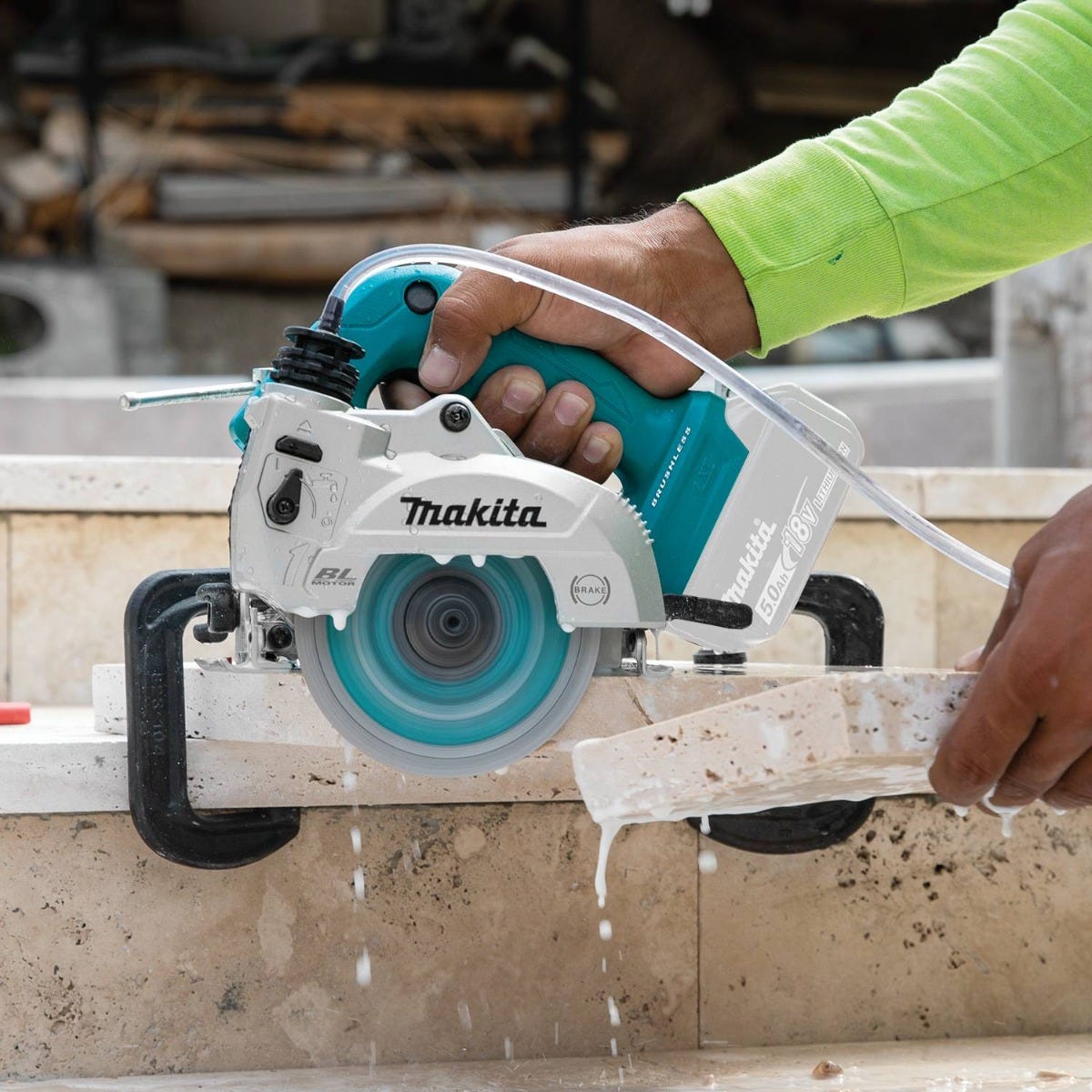 Makita XCC01Z 18V LXT Lithium-Ion Brushless Cordless 5" Wet/Dry Masonry Saw, AWS Capable, Tool Only
