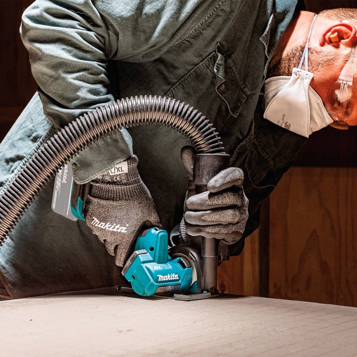 Makita XCM01Z 18V LXT Lithium-Ion Brushless Cordless 3" Cut-Off Tool, Tool Only