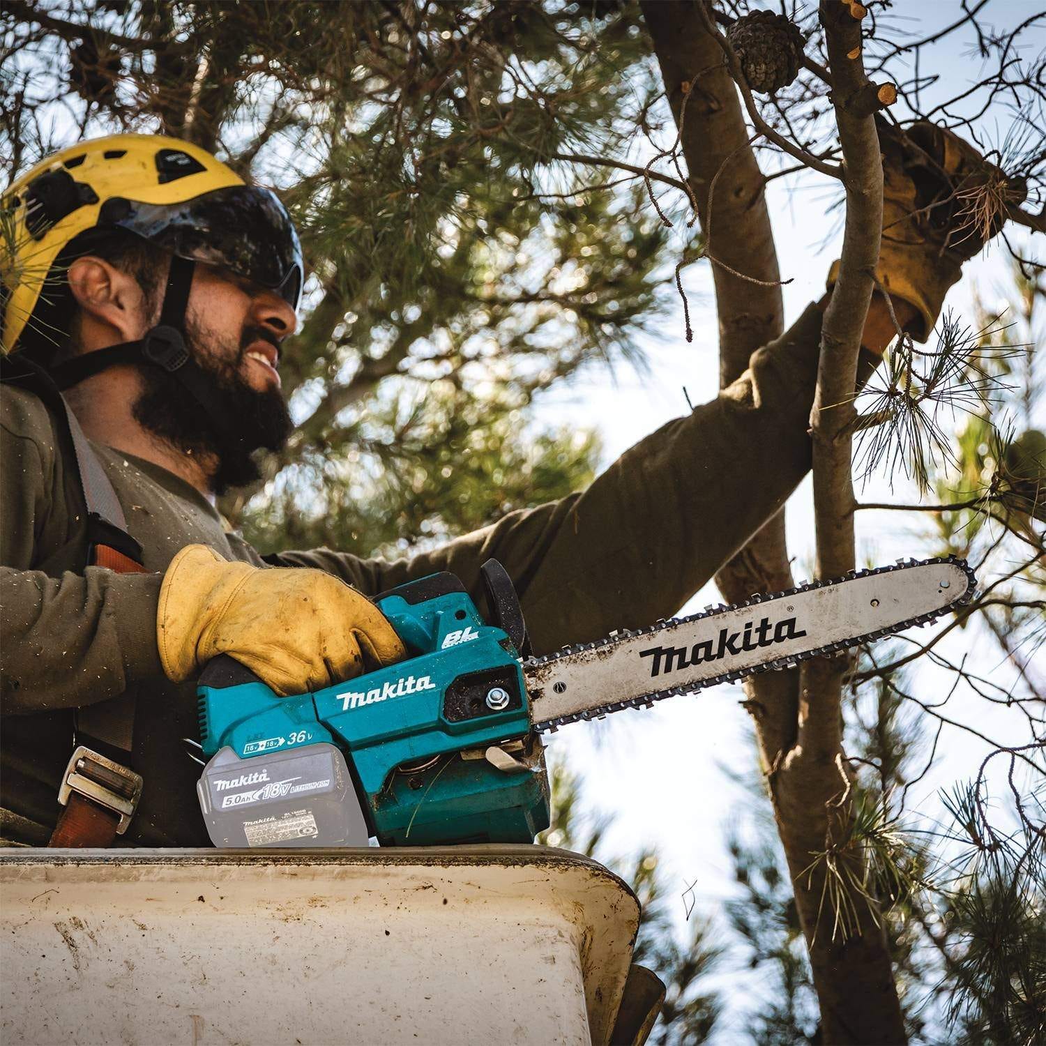 Makita XCU08Z 36V (18V X2) LXT Brushless 14" Top Handle Chain Saw, Tool Only