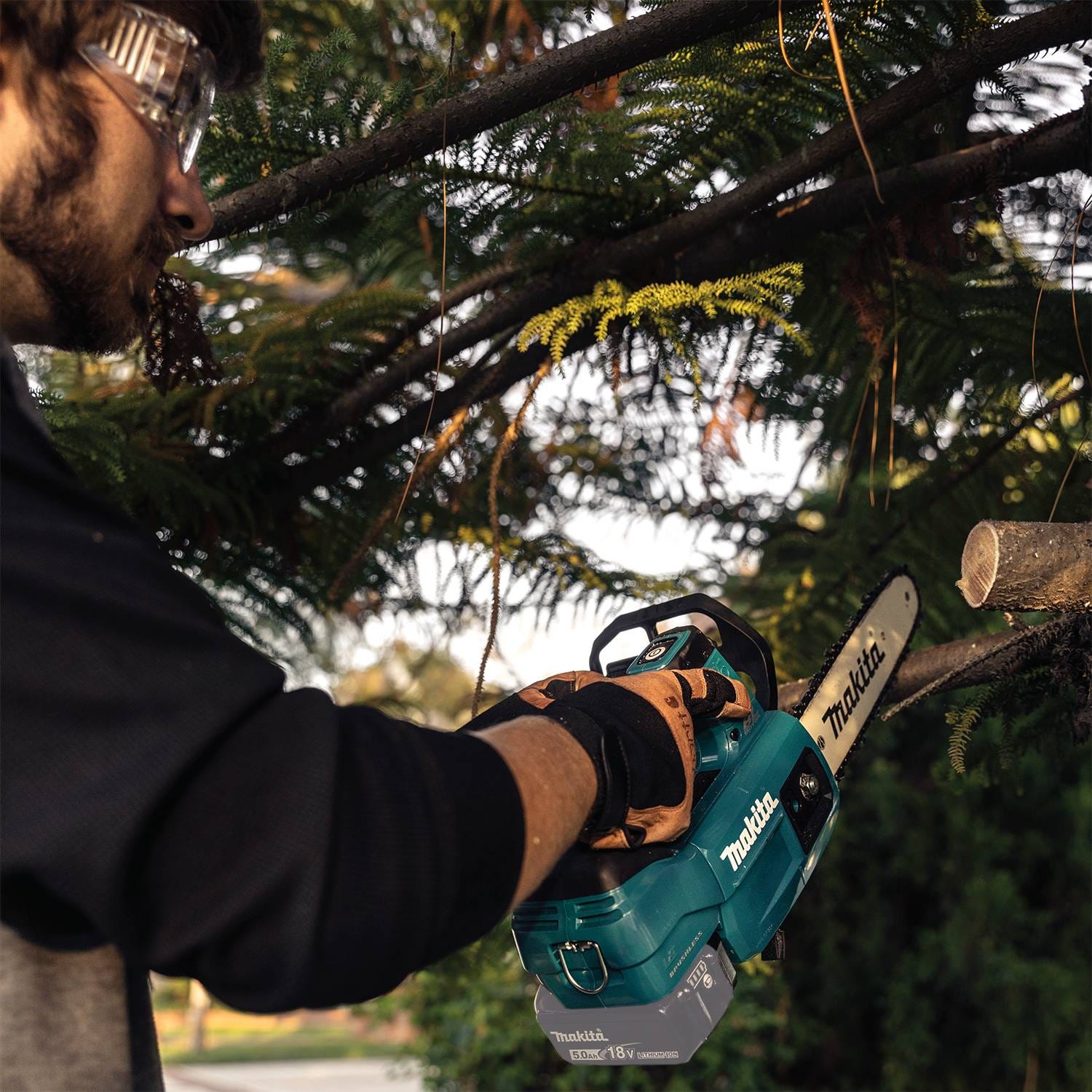 Makita XCU10Z 18V LXT Lithium-Ion Brushless Cordless 12" Top Handle Chain Saw, Tool Only