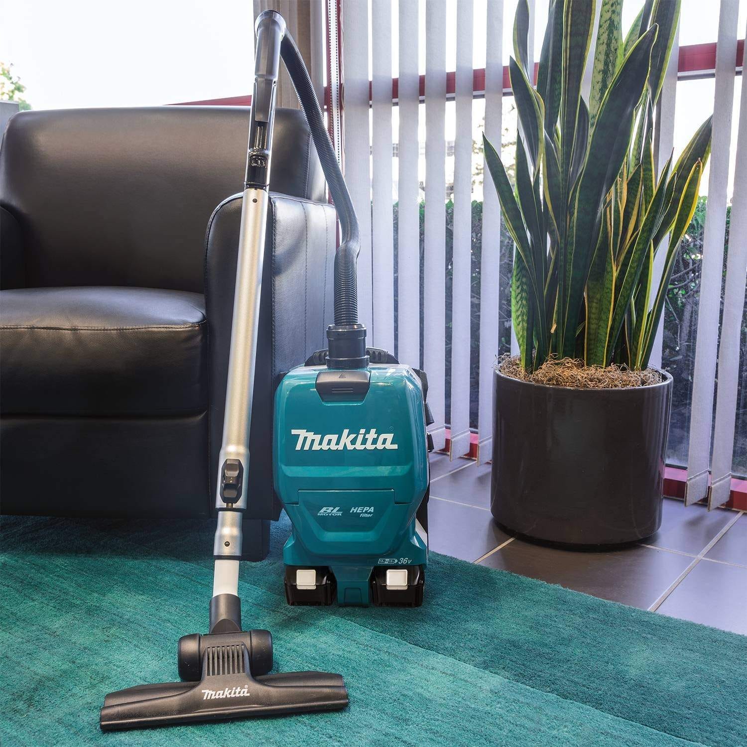 Makita XCV09PT 36V (18V X2) LXT Brushless Cordless 2 Quart HEPA Filter Backpack Dry Vacuum Kit (5.0Ah)