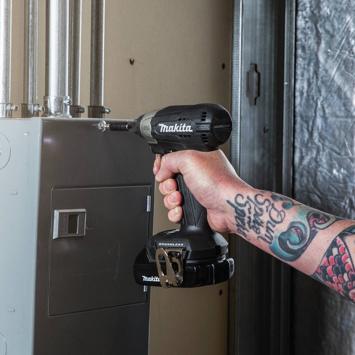 Makita CX203SYBXRM 18V LXT Lithium-Ion Sub-Compact Brushless Cordless 2-Pc. Combo Kit with Job Site Speaker (1.5Ah)