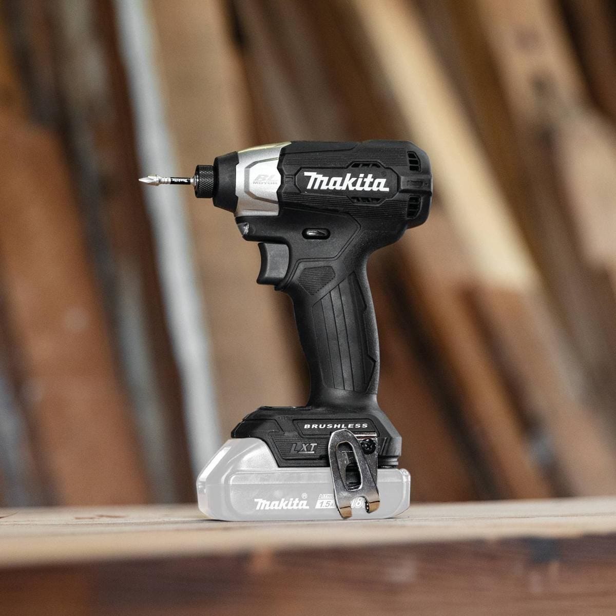 Makita XDT18ZB 18V LXT Lithium-Ion Sub-Compact Brushless Cordless Impact Driver, Tool Only