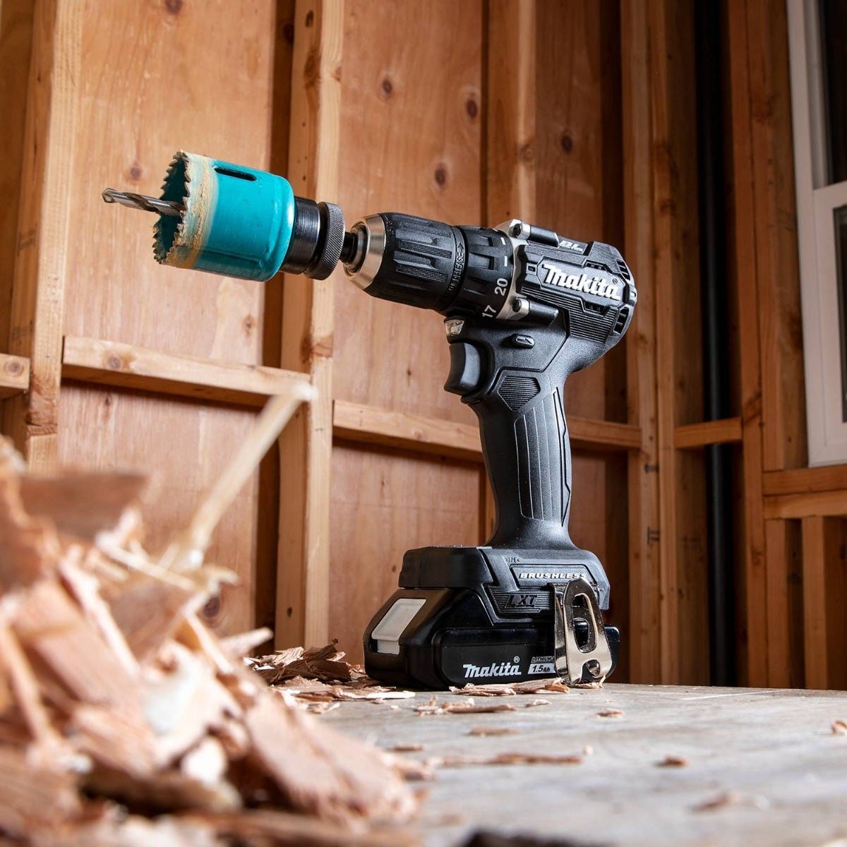 Makita XFD15SY1B 18V LXT Lithium-Ion Sub-Compact Brushless Cordless 1/2" Driver-Drill Kit (1.5Ah)