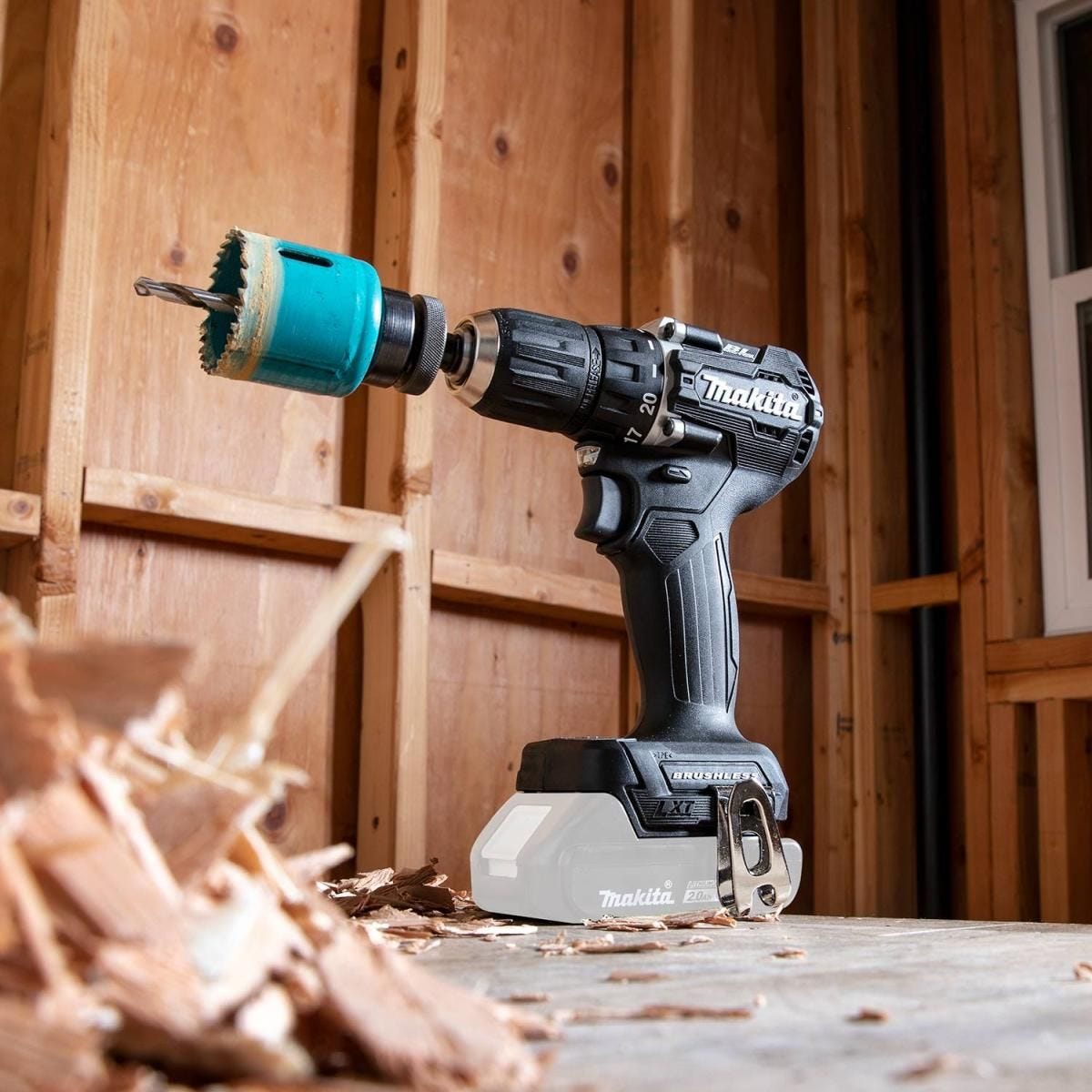 Makita XFD15ZB 18V LXT Lithium-Ion Sub-Compact Brushless Cordless 1/2" Driver-Drill, Tool Only