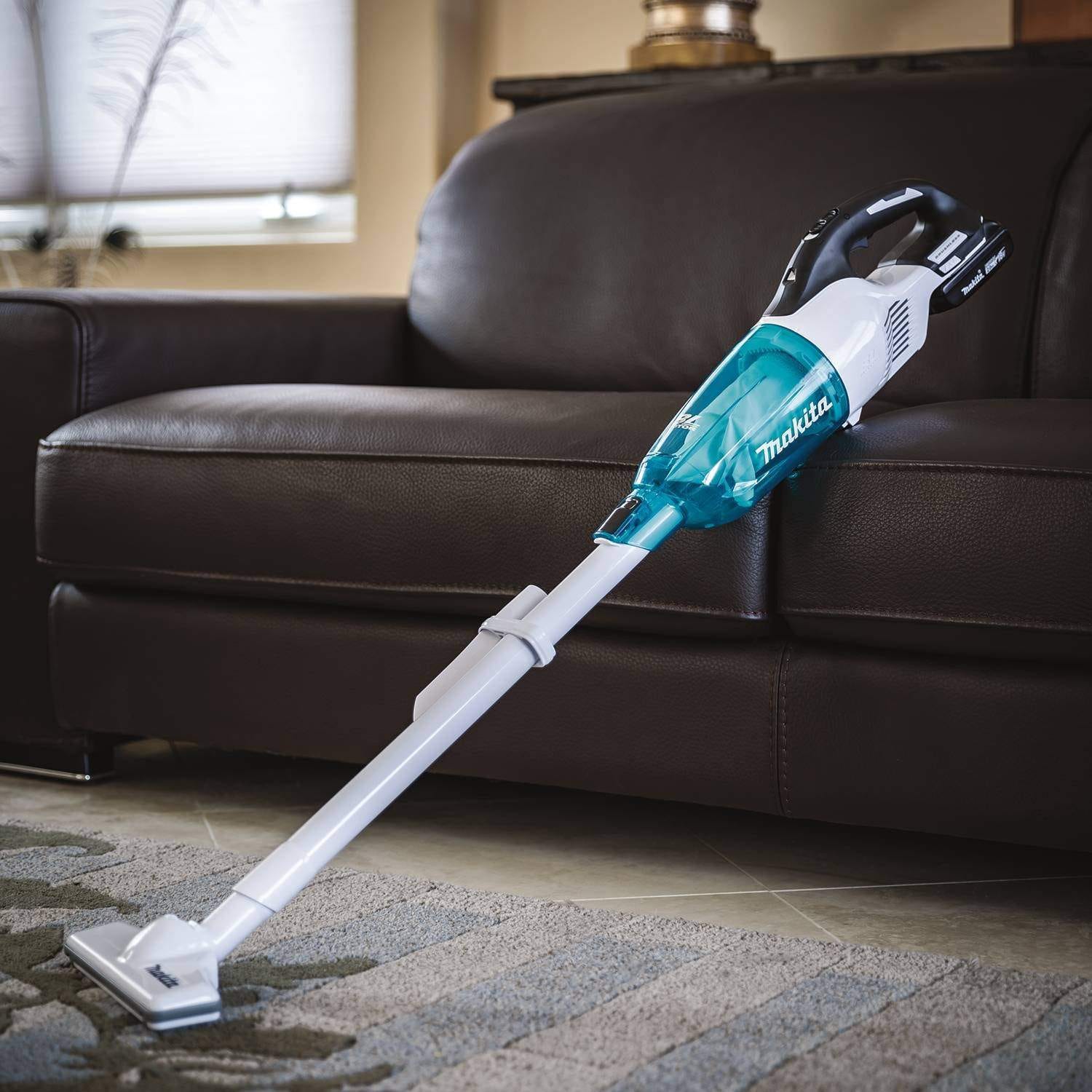 Makita XLC03R1WX4 18V LXT Lithium-ion Brushless Cordless Compact Stick Vacuum Kit, Trigger w/ Lock (2.0Ah)