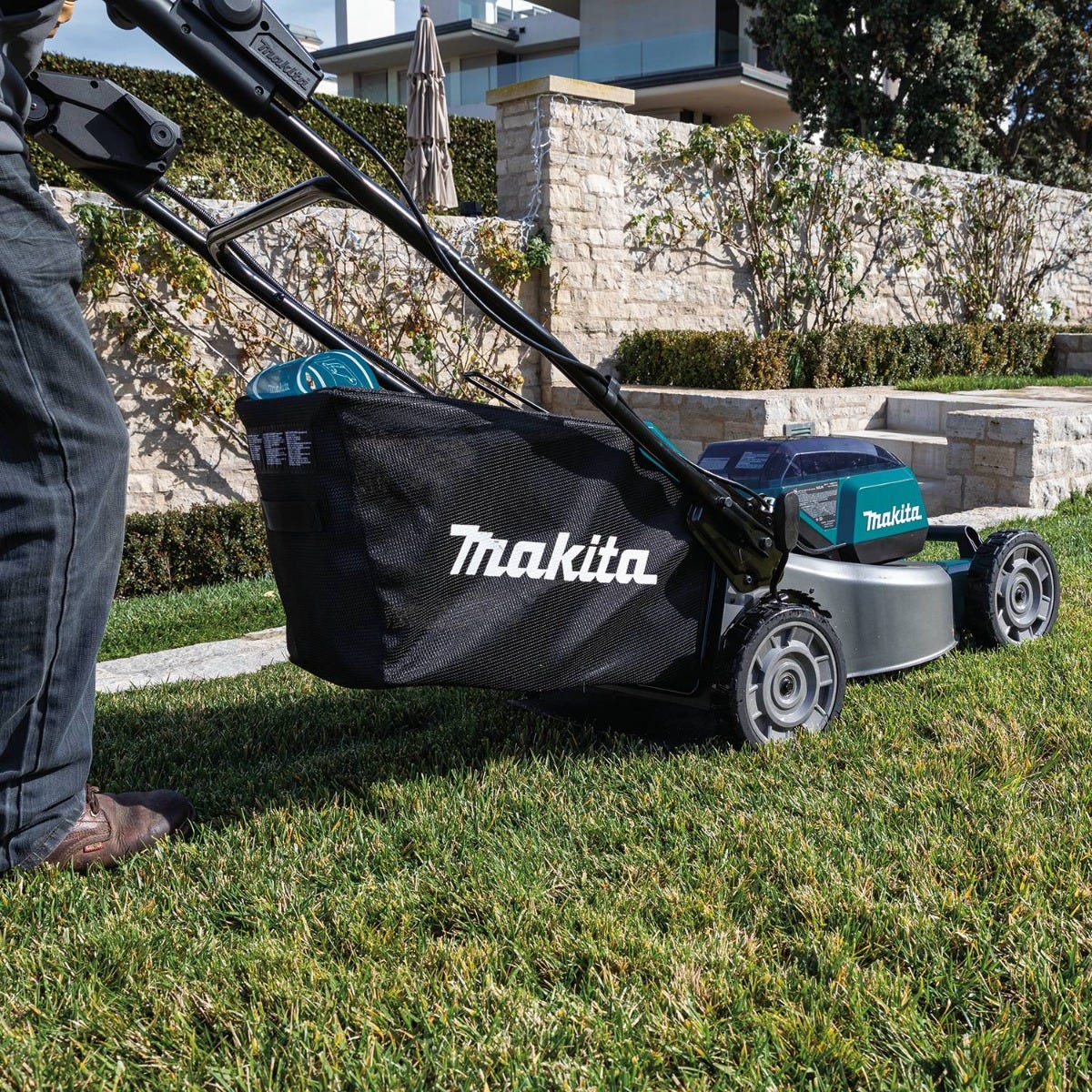 Makita XML06Z 36V (18V X2) LXT Brushless 18" Self-Propelled Commercial Lawn Mower, Tool Only