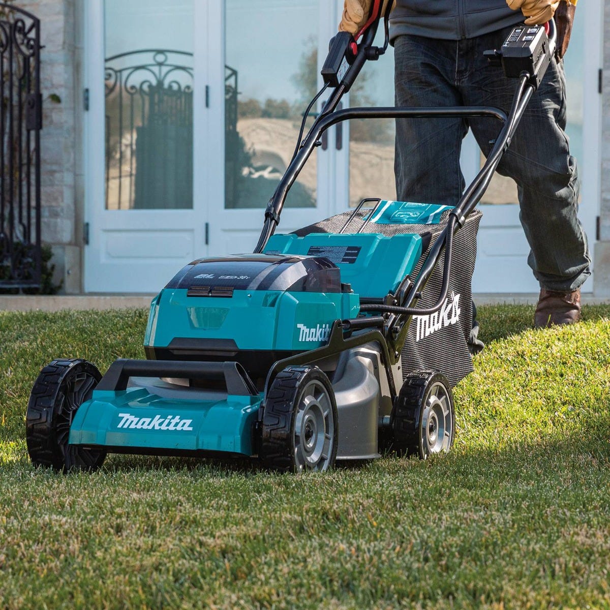 Makita XML06Z 36V (18V X2) LXT Brushless 18" Self-Propelled Commercial Lawn Mower, Tool Only