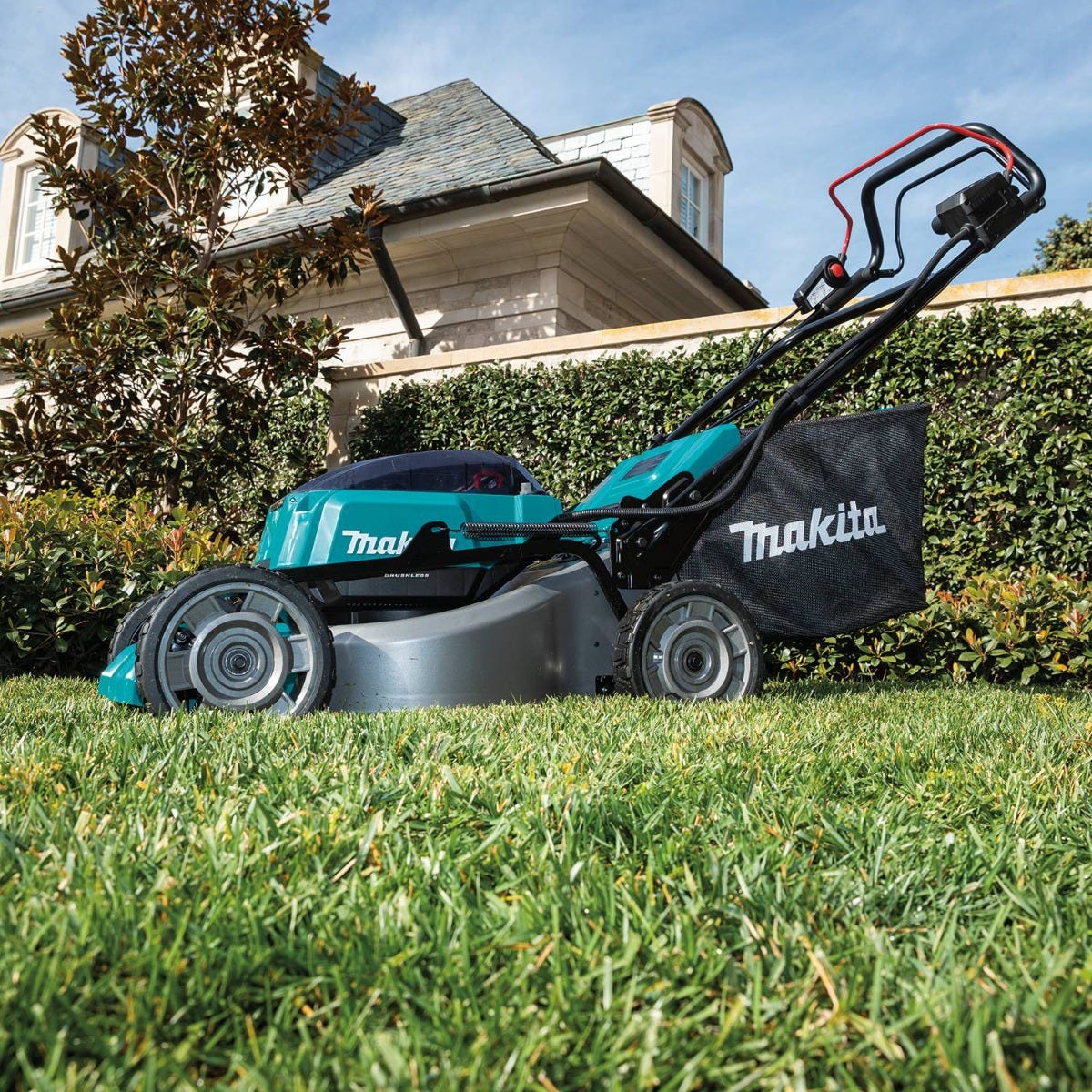 Makita XML06Z 36V (18V X2) LXT Brushless 18" Self-Propelled Commercial Lawn Mower, Tool Only