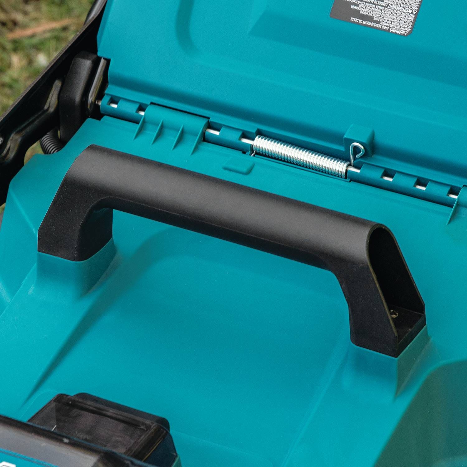 Makita XML11Z 36V (18V X2) LXT 21" Self-Propelled Lawn Mower, Tool Only
