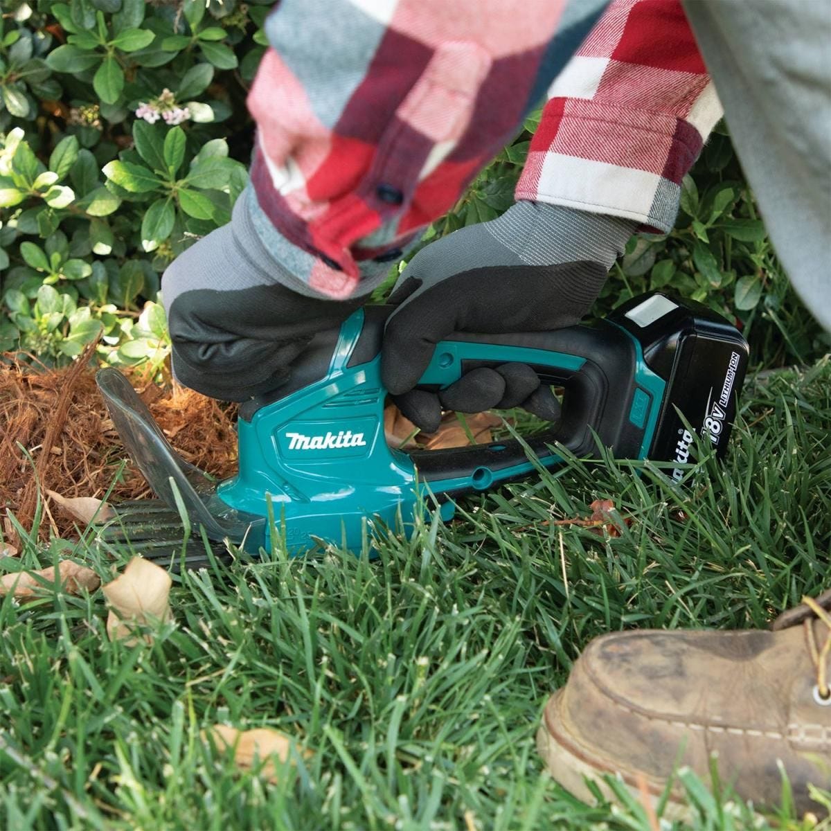 Makita XMU05Z 18V LXT Lithium-Ion Cordless 4-5/16" Grass Shear, Tool Only
