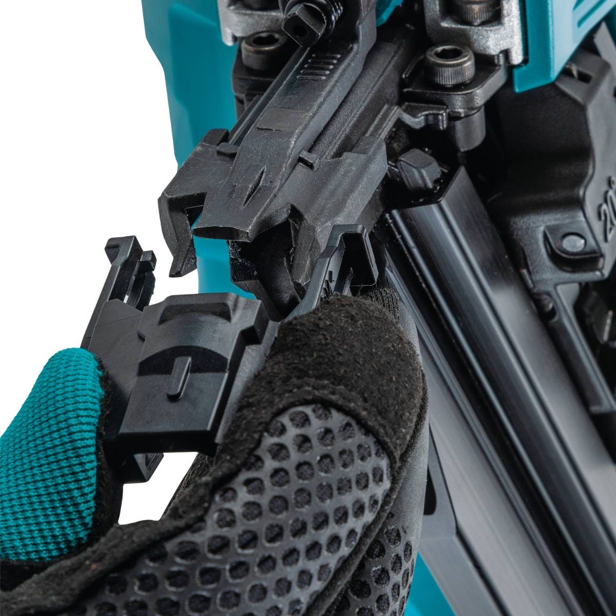 Makita XNB07Z 18V LXT Cordless 30-Degree Clipped Head 3-1/2-in. Framing Nailer, Tool Only