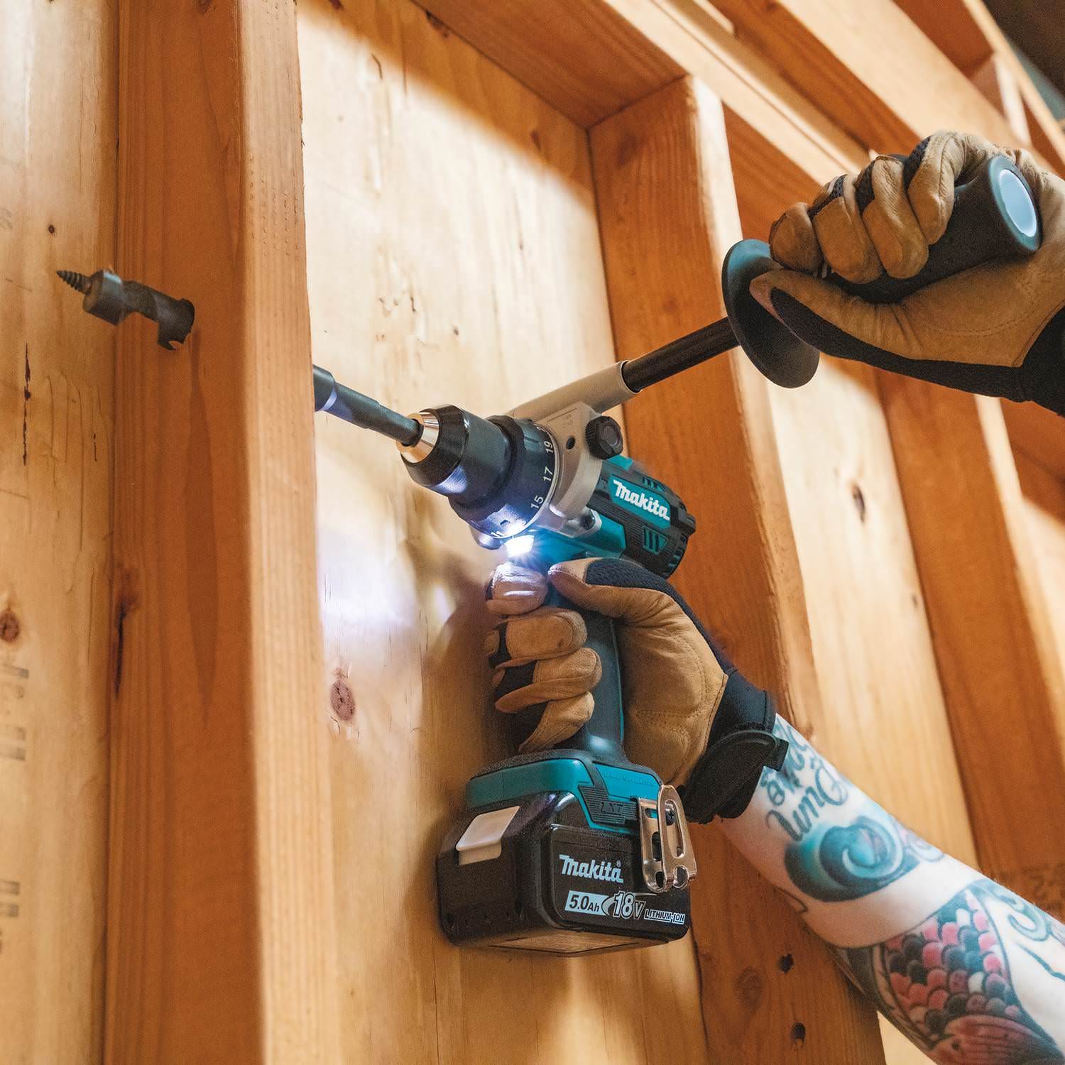 Makita XPH14T 18V LXT Lithium-Ion Brushless Cordless 1/2" Hammer Driver-Drill Kit (5.0Ah)