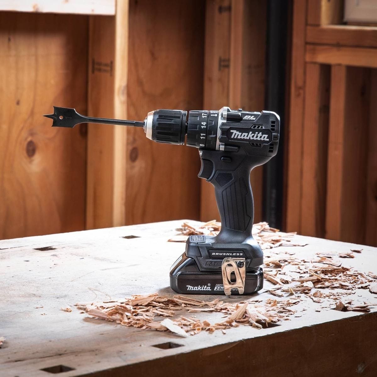 Makita XPH15RB 18V LXT Lithium-Ion Sub-Compact Brushless Cordless 1/2" Hammer Driver-Drill Kit (2.0Ah)