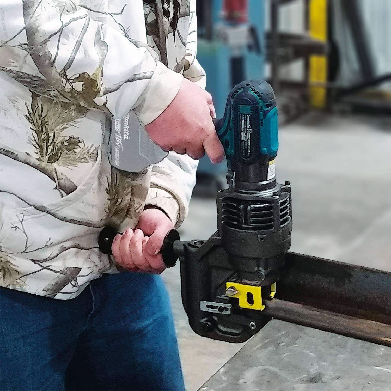 Makita XPP01ZK 18V LXT Lithium-Ion Cordless 5/16