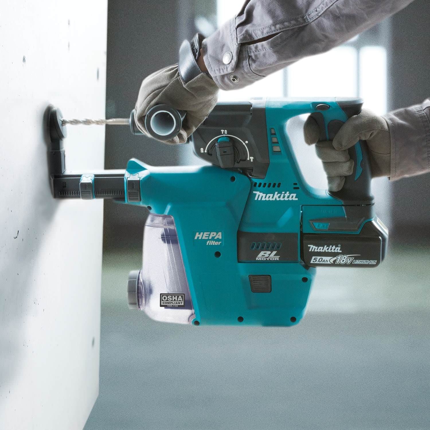 Makita XRH01ZWX 18V LXT Lithium-Ion Brushless Cordless 1" SDS-PLUS Rotary Hammer, w/ HEPA Dust Extractor Attachment, Tool Only