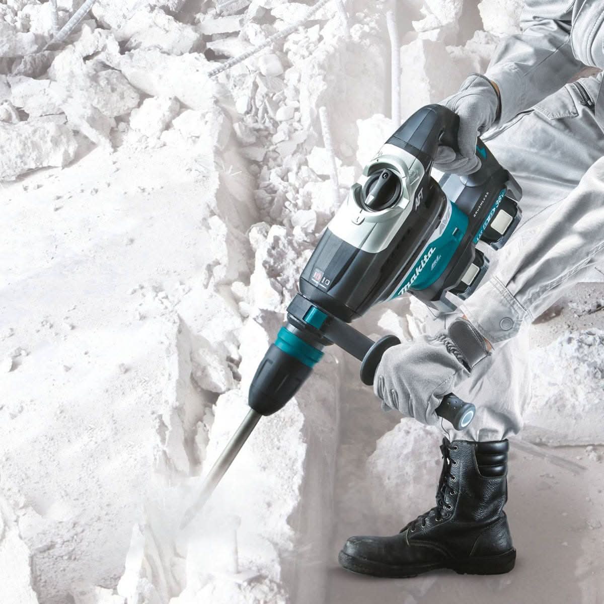 Makita XRH07PTUN 36V (18V X2) LXT Brushless 1-9/16" SDS-MAX Advanced AVT Rotary Hammer Kit, AFT, AWS (5.0Ah)