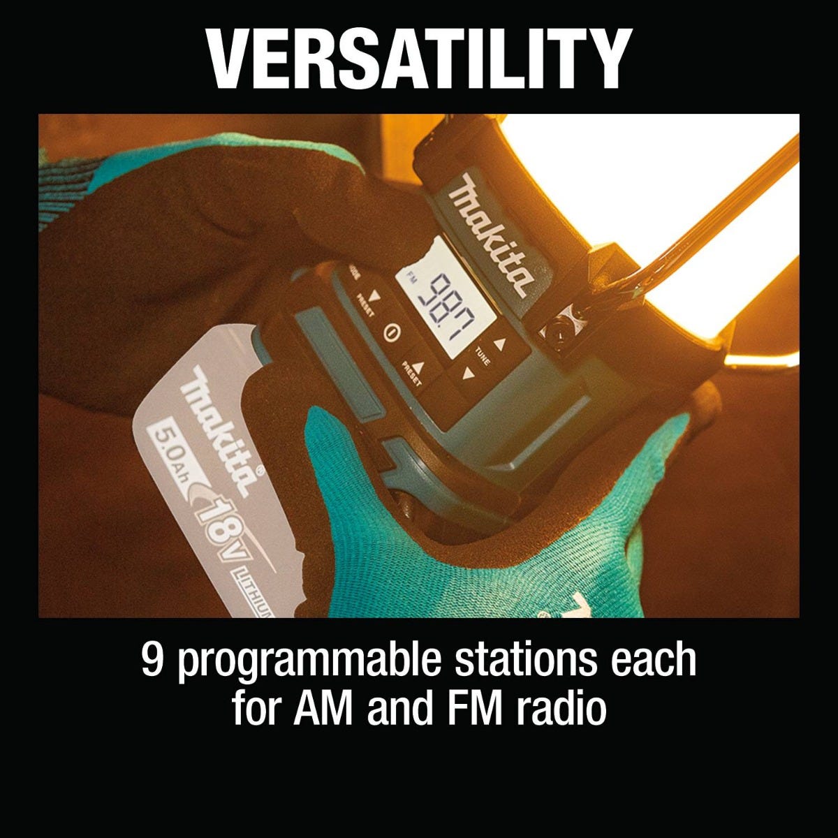 Makita XRM12 18V LXT Lithium-Ion Cordless Lantern with Radio, Tool Only
