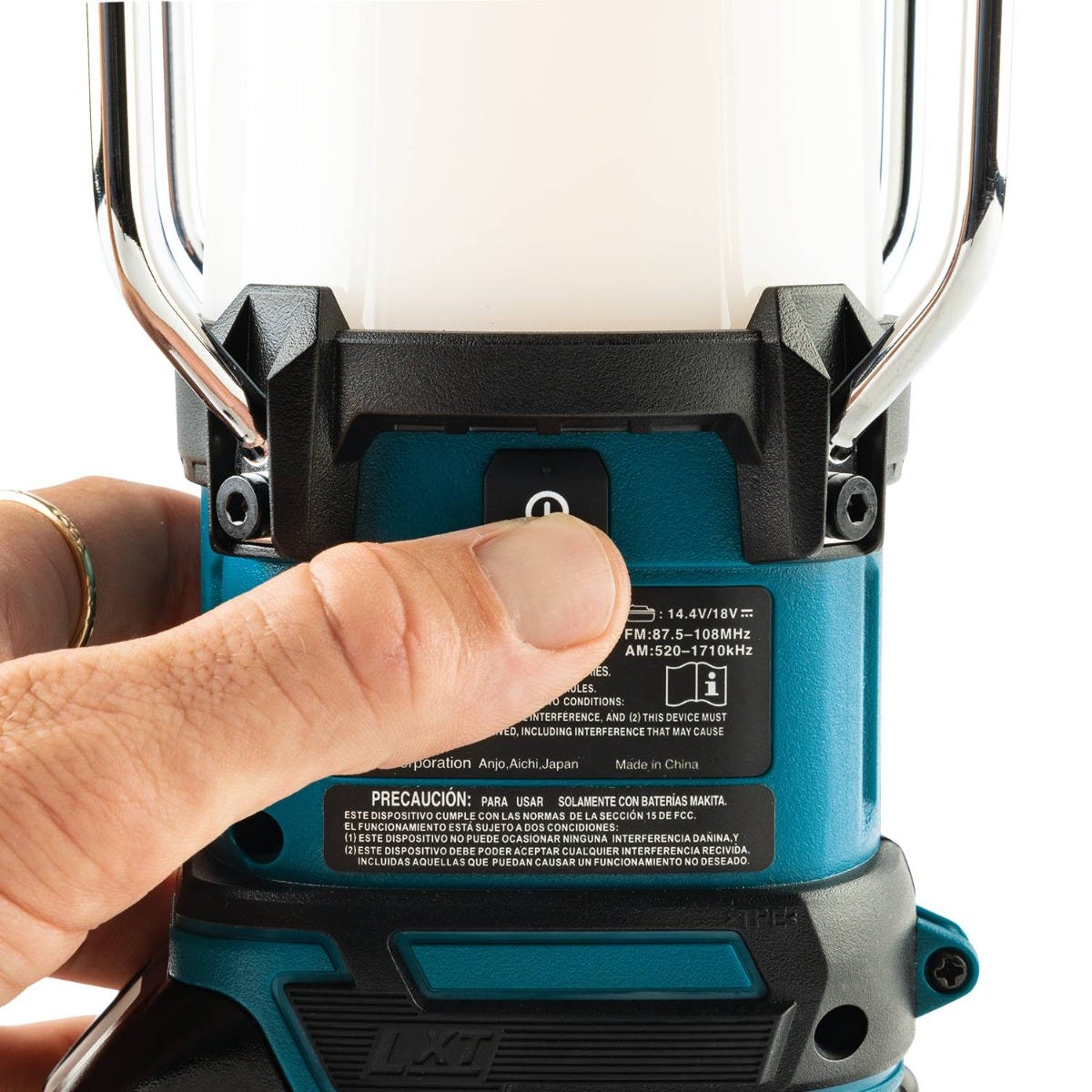 Makita XRM12 18V LXT Lithium-Ion Cordless Lantern with Radio, Tool Only